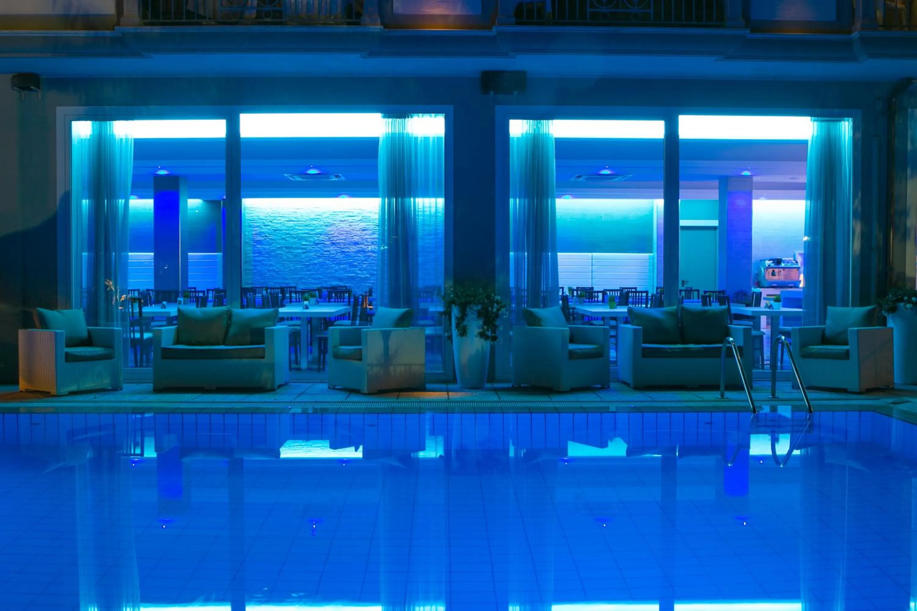 Property building in Hotel Liberty Beach - Parking & Beach