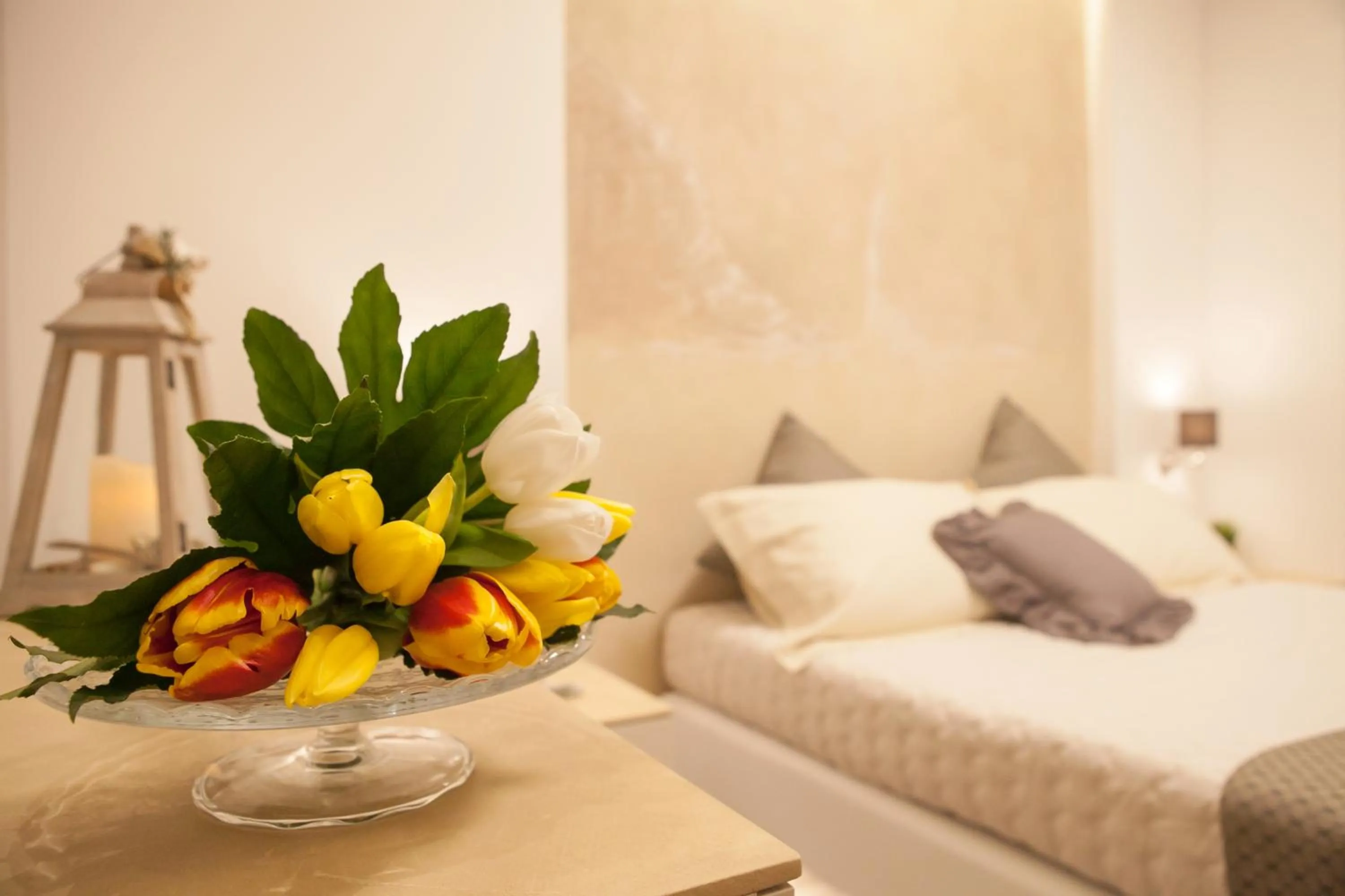 Decorative detail, Bed in Hotel Liberty Beach - Parking & Beach