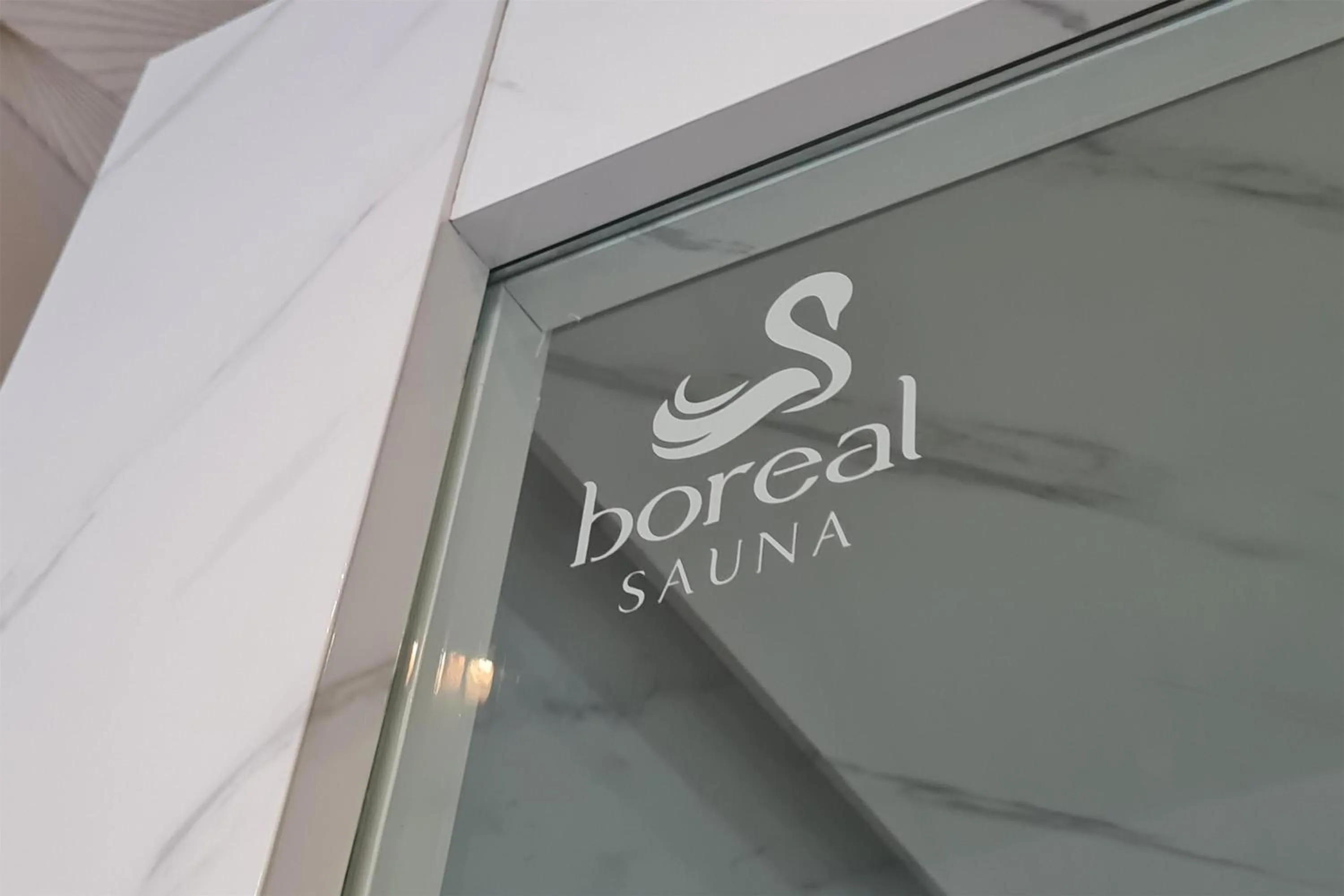 Spa and wellness centre/facilities in Best Western Plus Hôtel Vannes Centre Ville