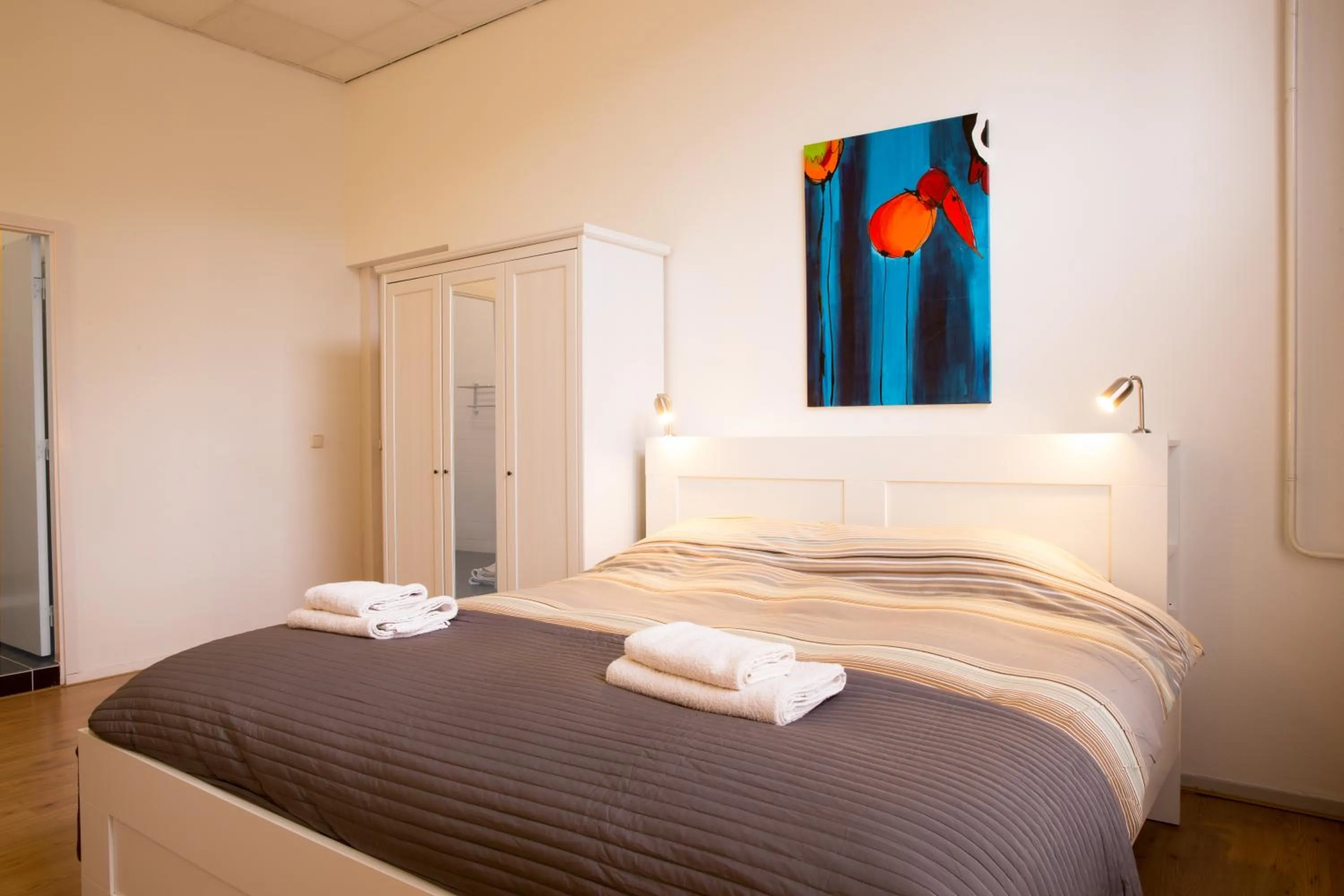 Bed in Amsterdam House of Arts & Crafts