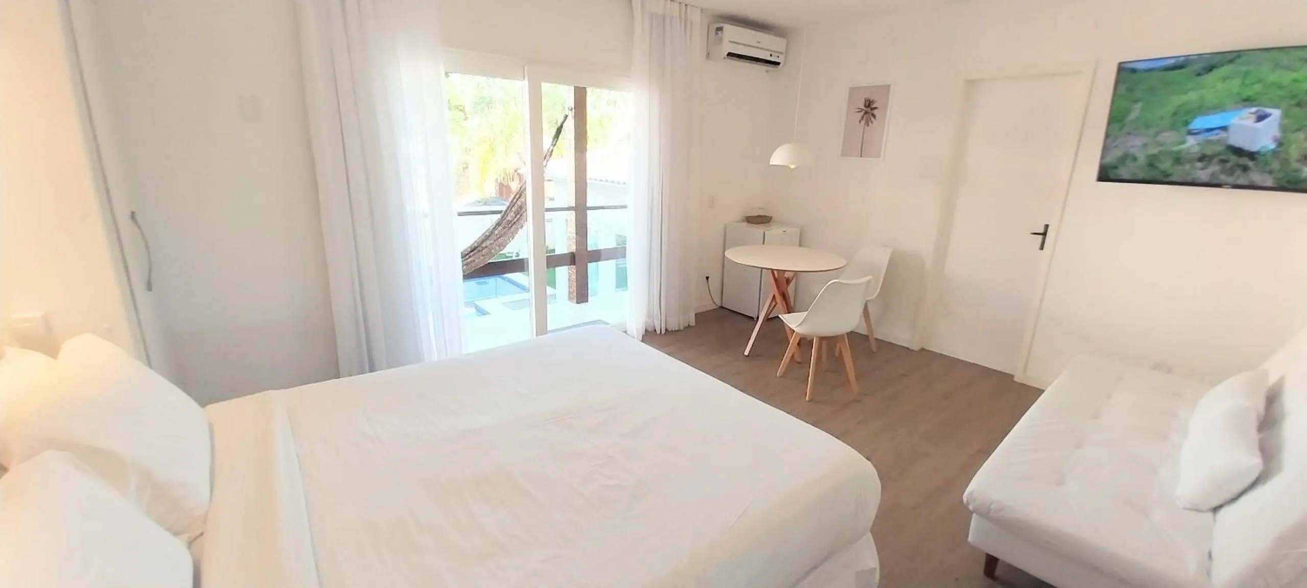 Photo of the whole room, Bed in Parador Búzios Boutique Hotel