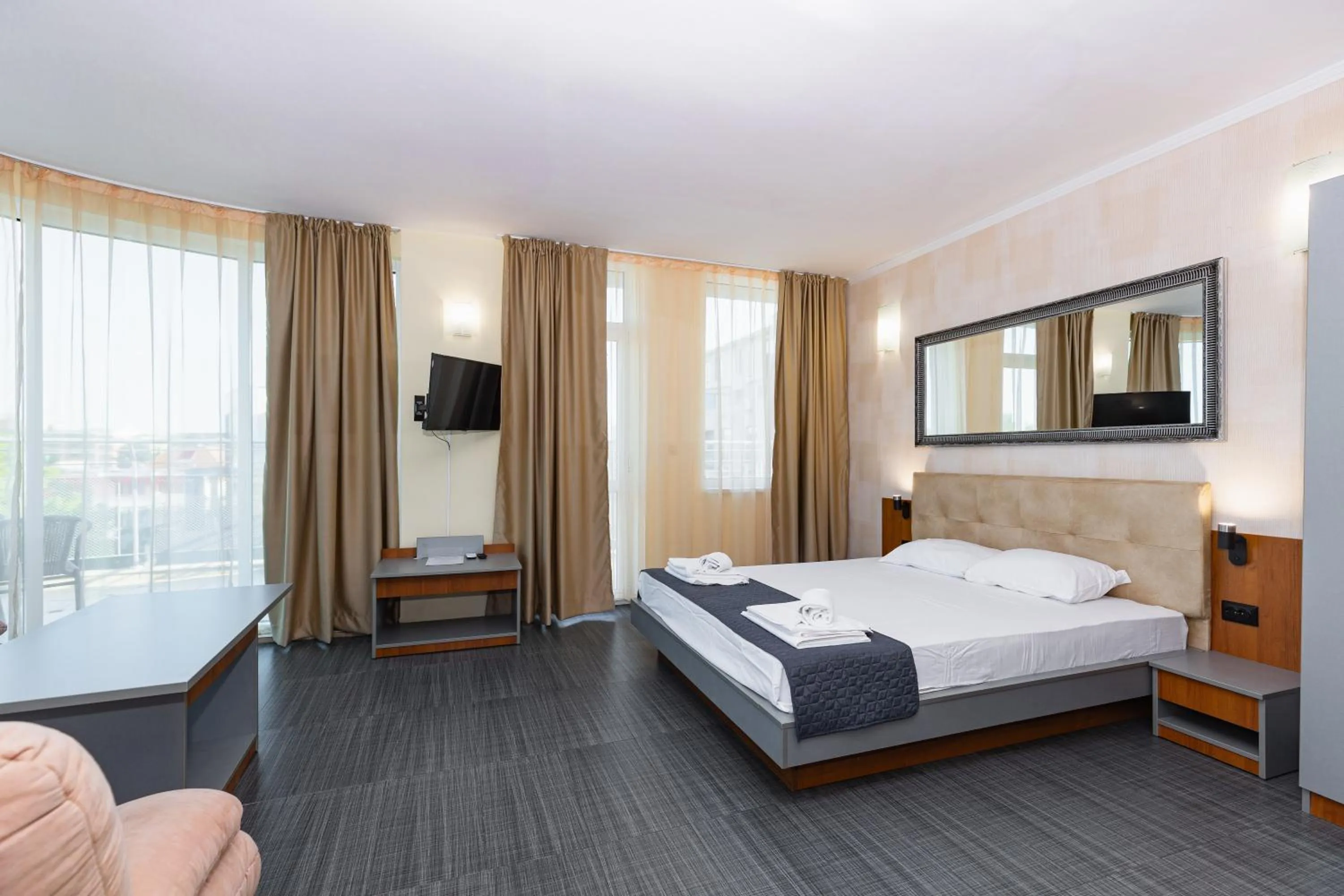 Bed in Favorit Aparthotel