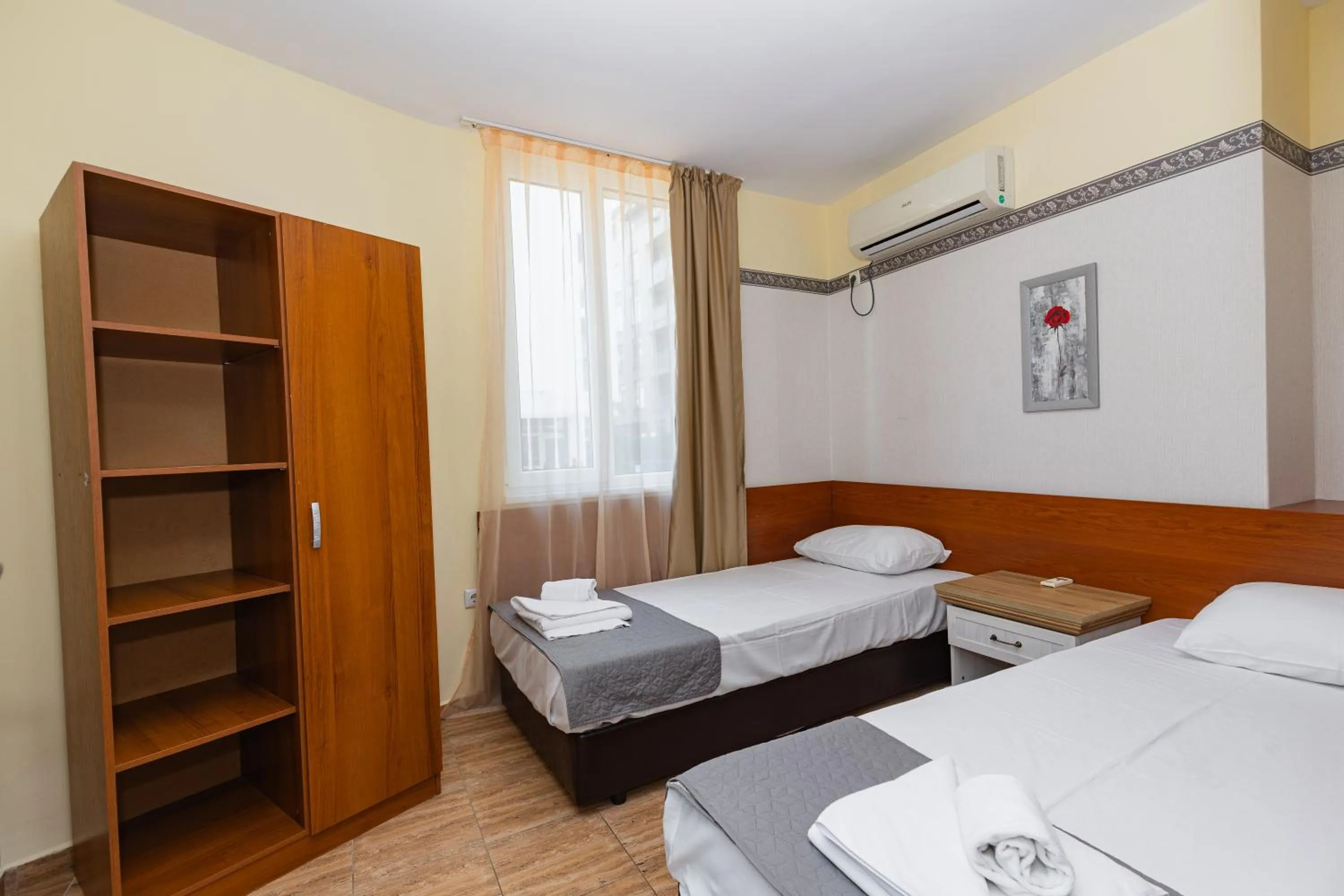 Bed in Favorit Aparthotel