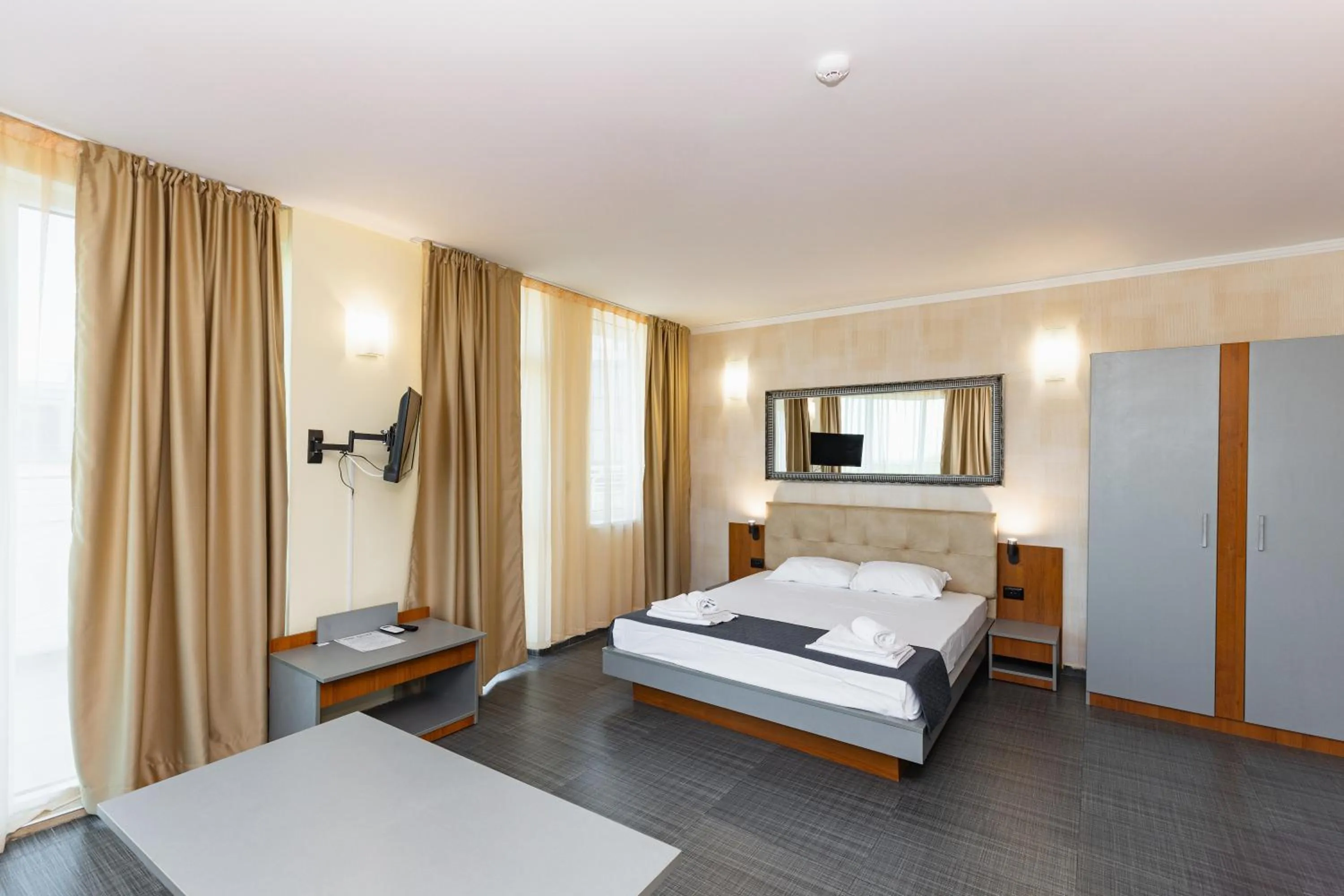 Bed in Favorit Aparthotel