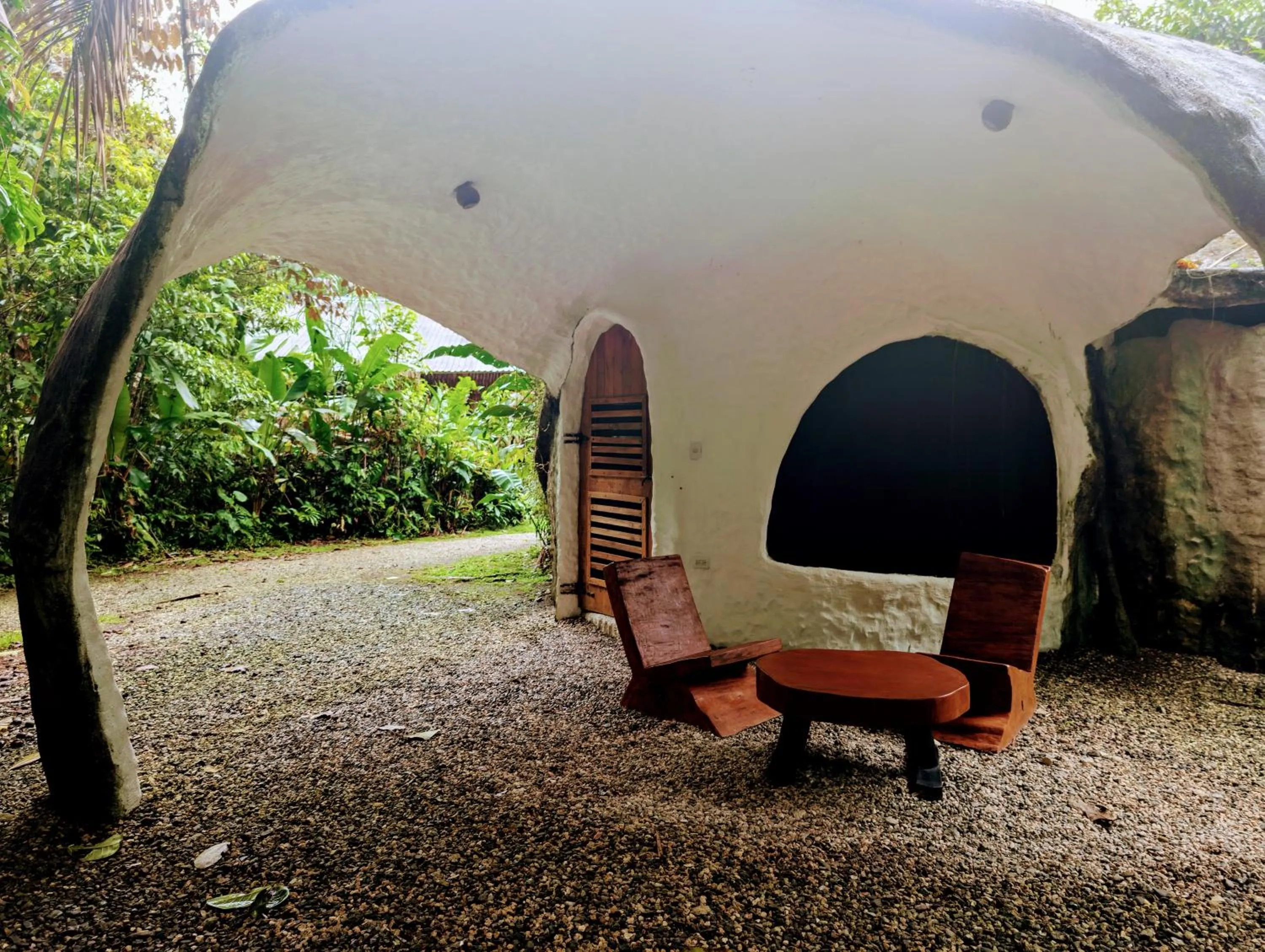 Facade/entrance in Danta Corcovado Lodge