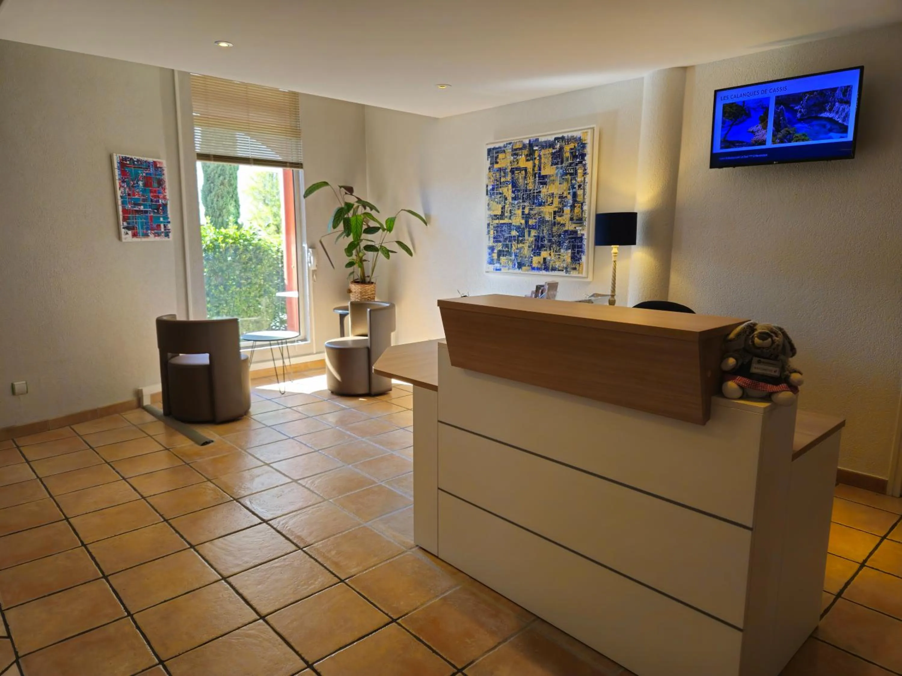 Property building in Best Western Hôtel Le Sud