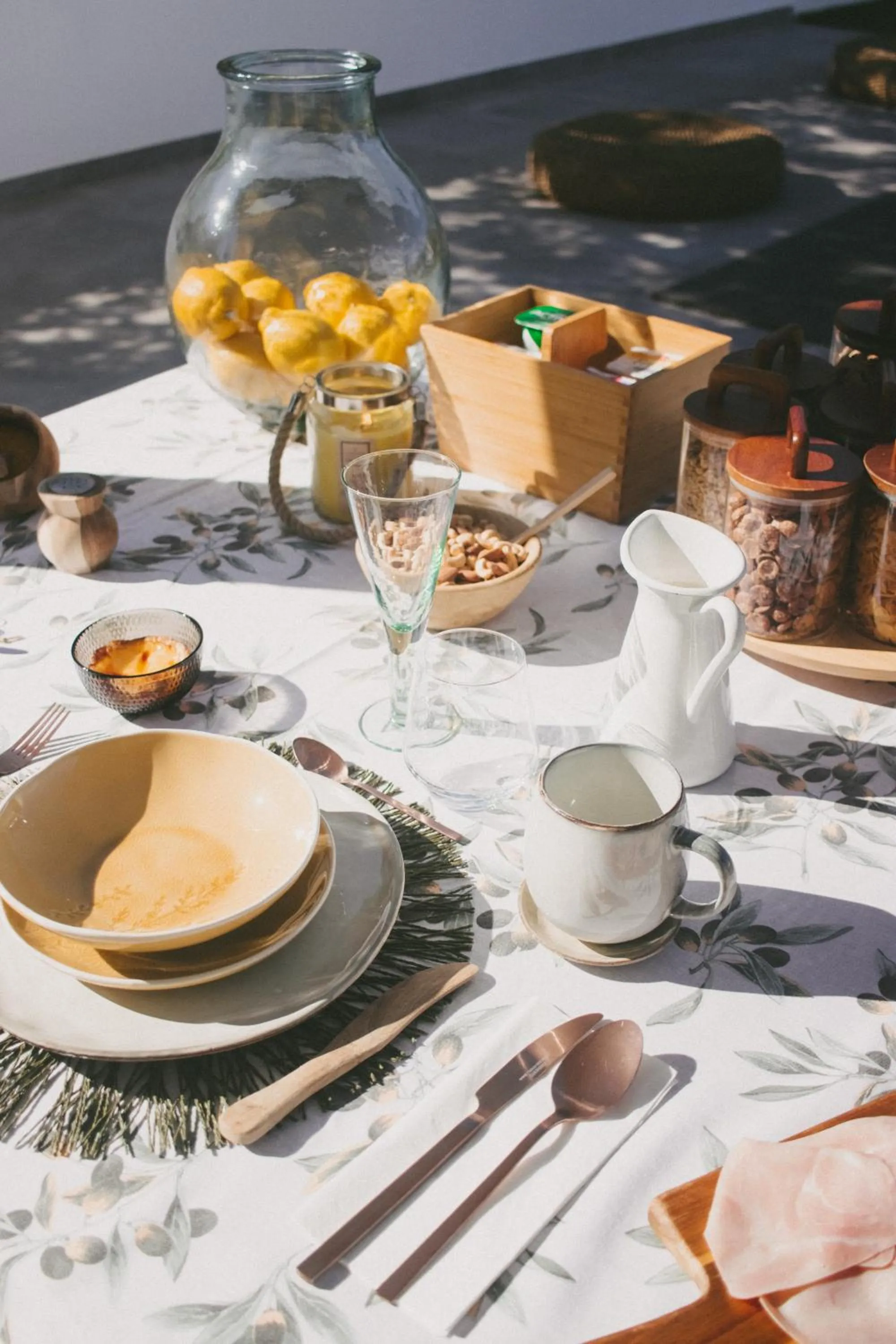 Food and drinks in Casa LNNoa Boutique Room whit private pool