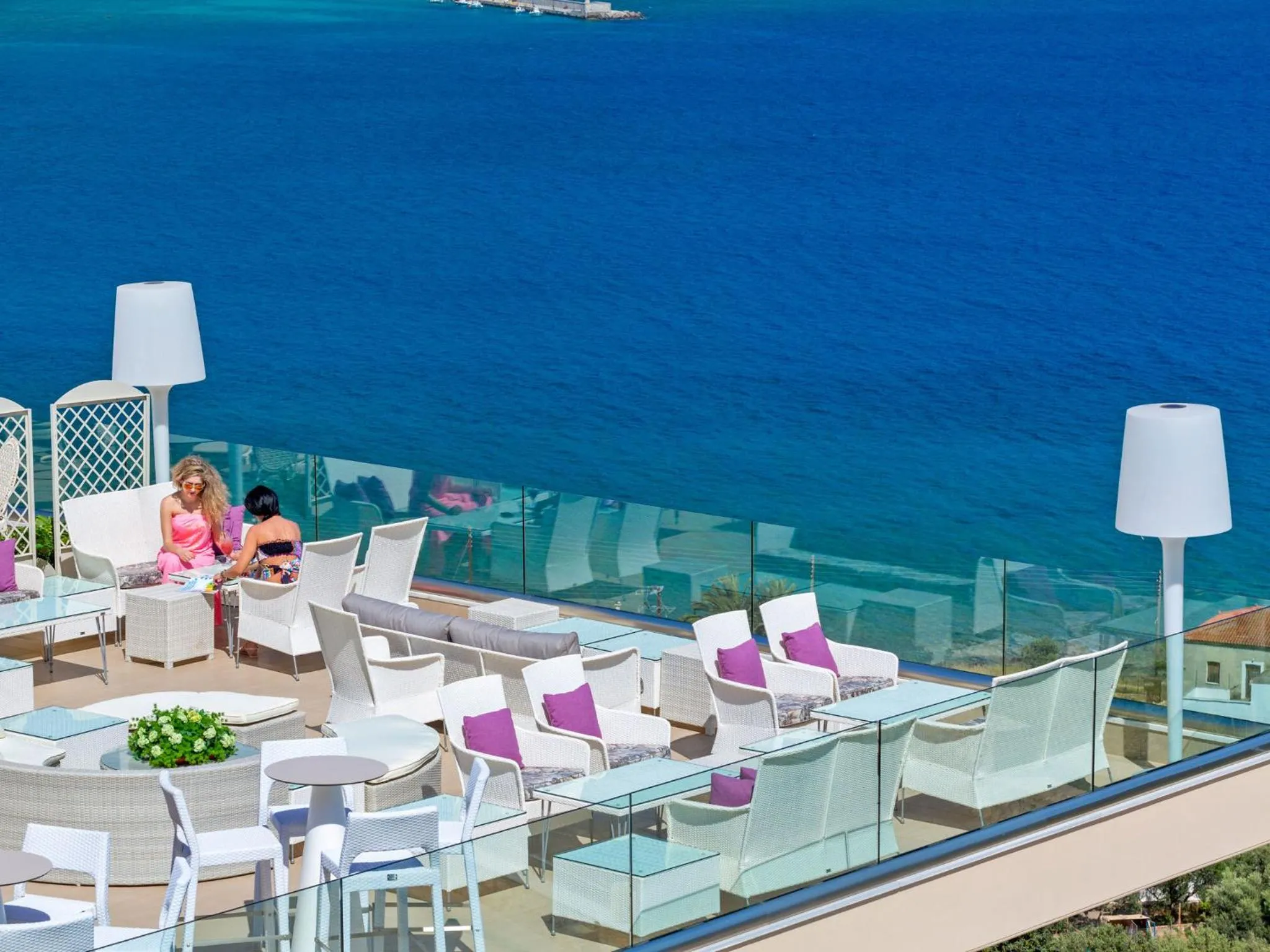 Lounge or bar in Princess Kyniska Suites