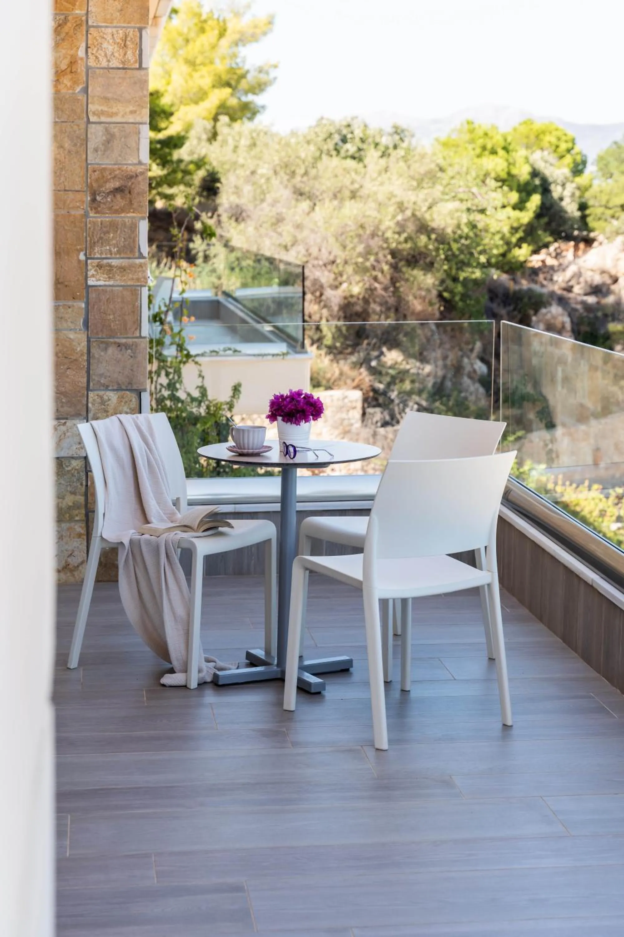 Day in Princess Kyniska Suites