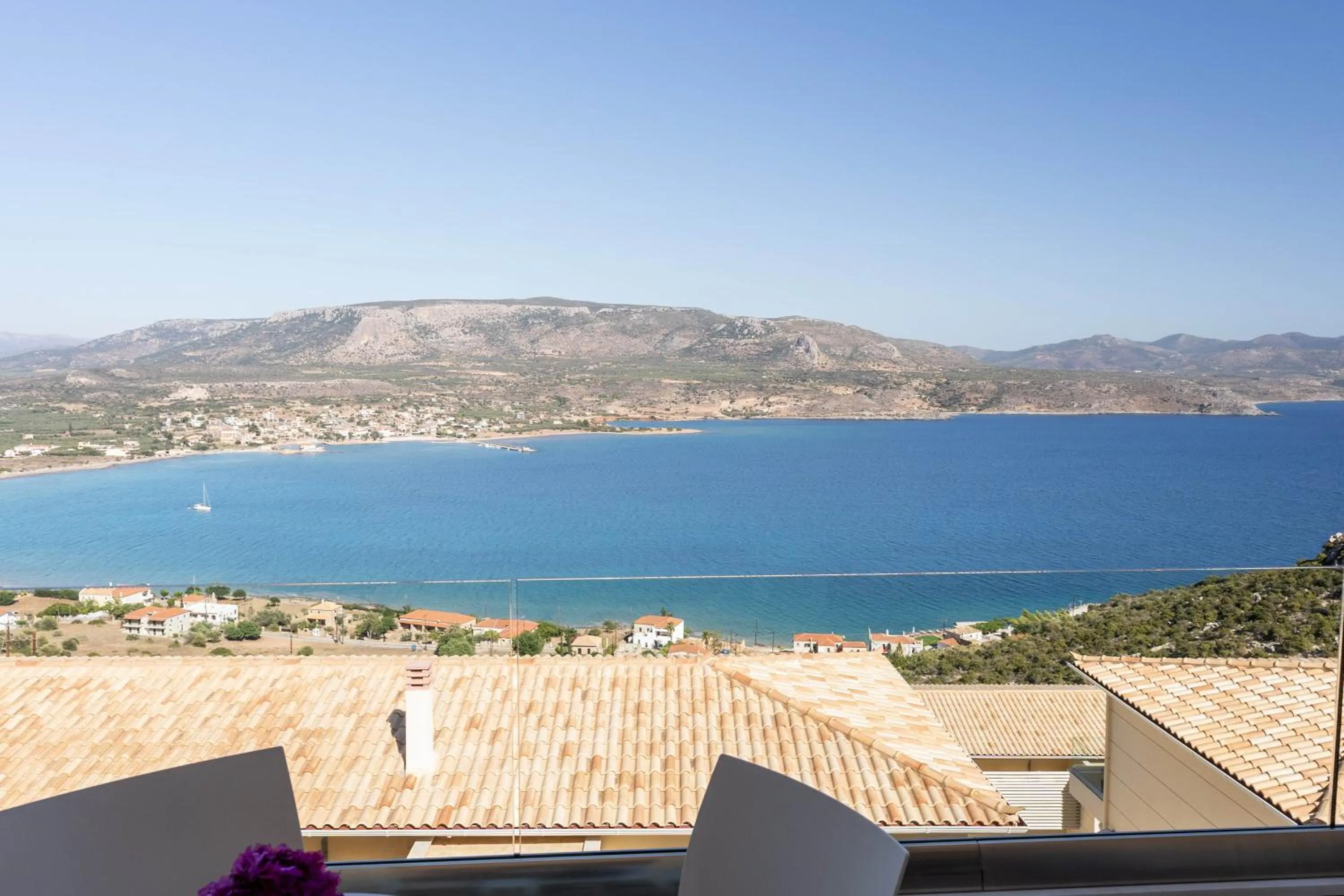 Day in Princess Kyniska Suites