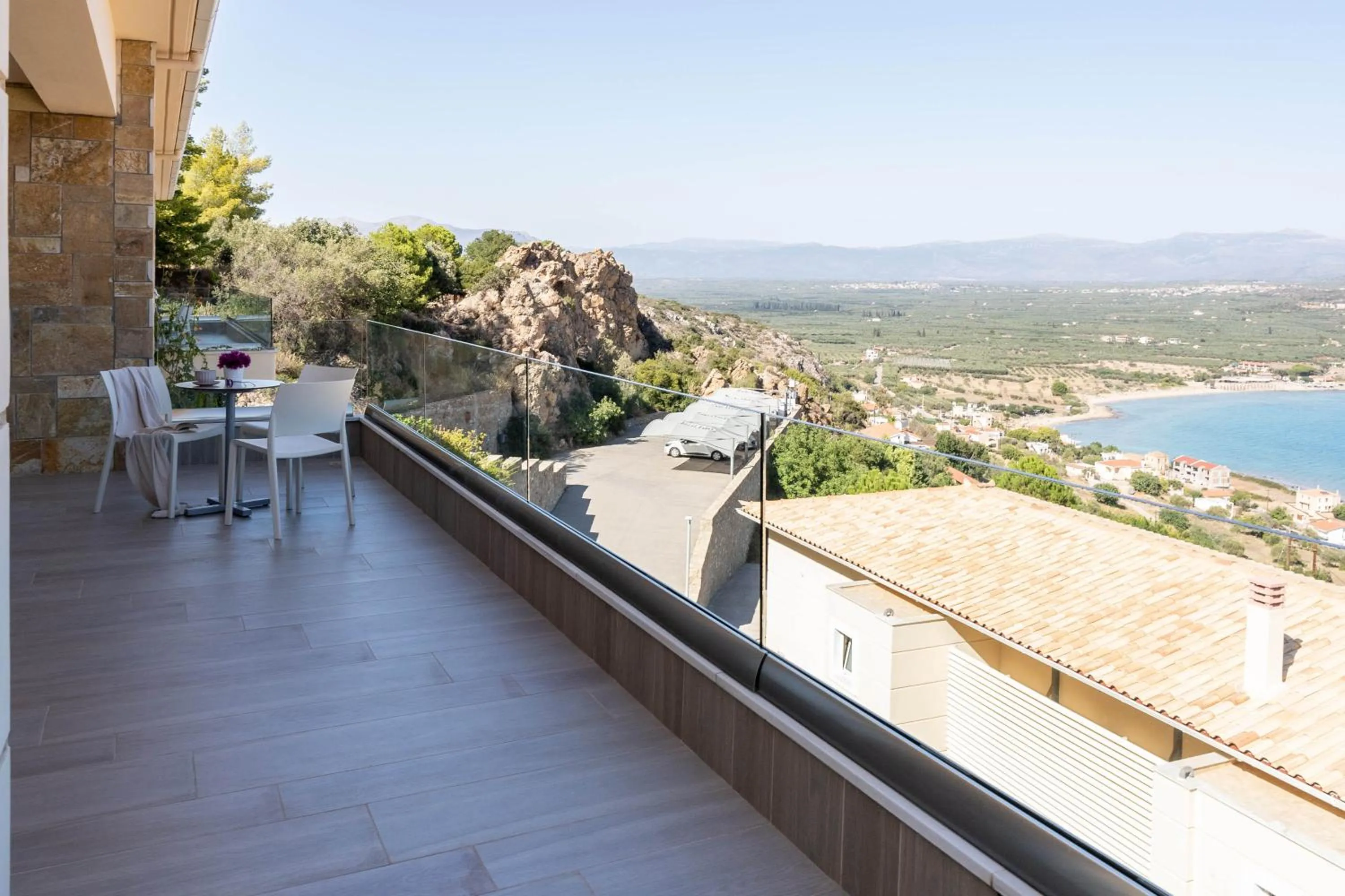 Day in Princess Kyniska Suites