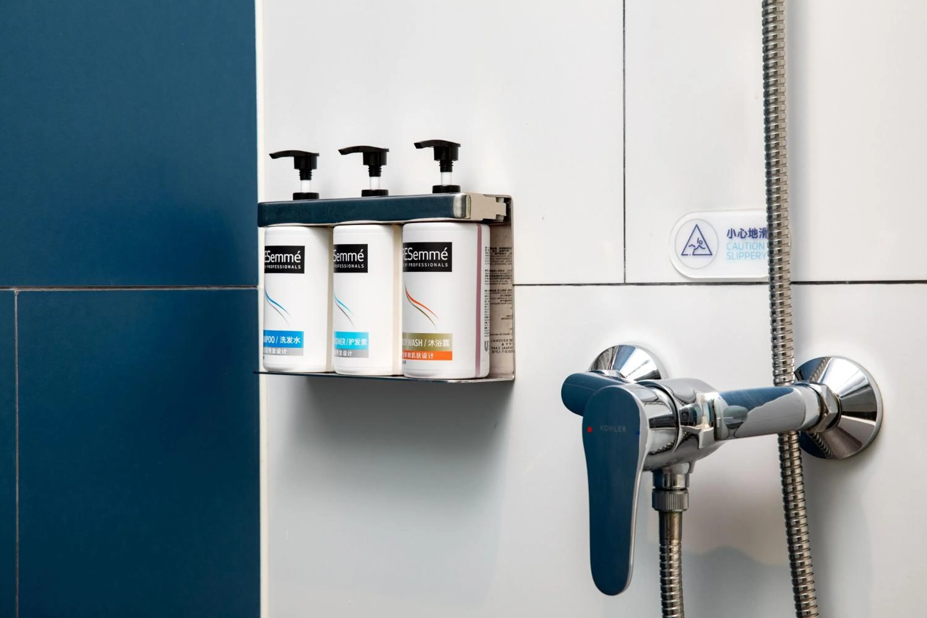 Bedroom in Holiday Inn Express Hong Kong Causeway Bay, an IHG Hotel