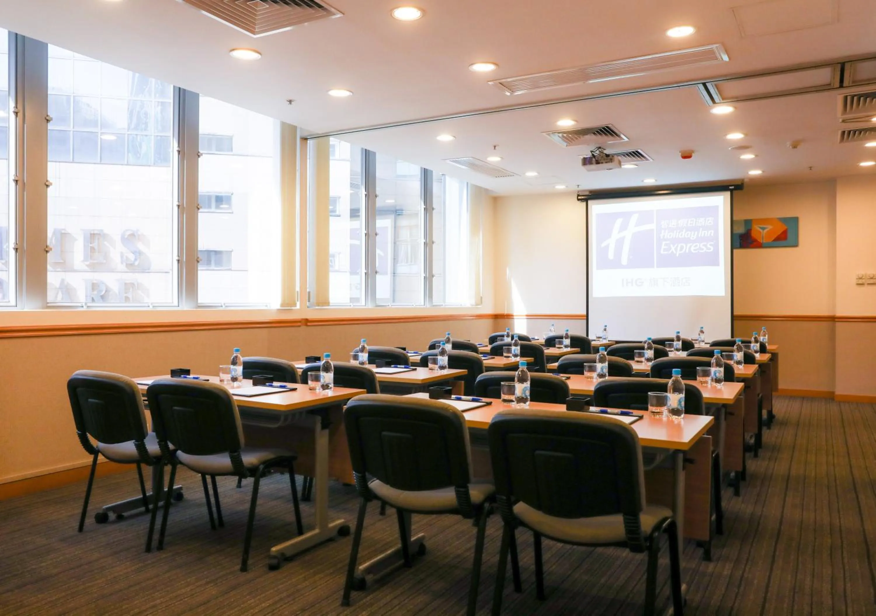 Meeting/conference room in Holiday Inn Express Hong Kong Causeway Bay, an IHG Hotel