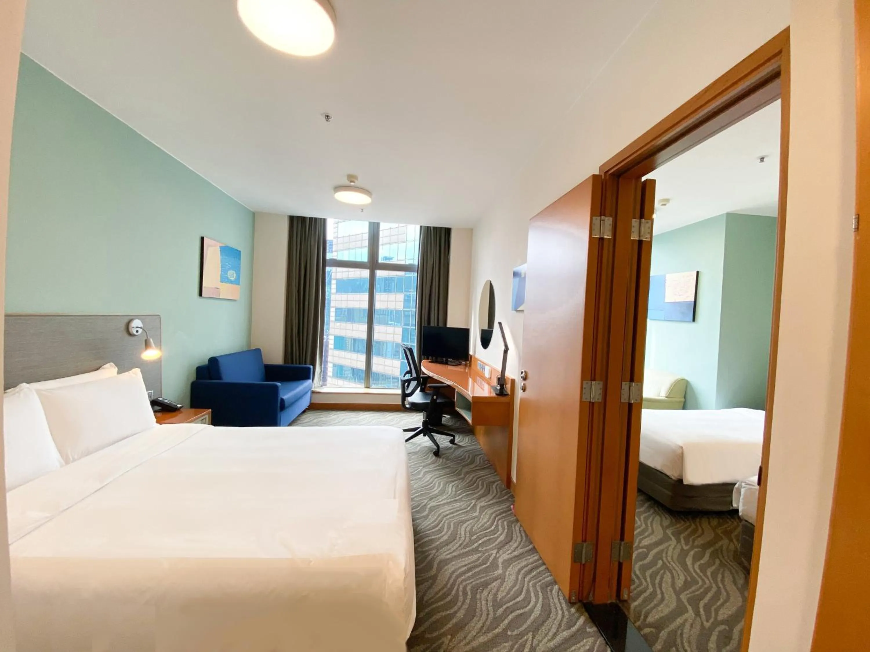 Photo of the whole room, Bed in Holiday Inn Express Hong Kong Causeway Bay, an IHG Hotel