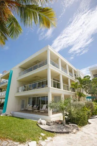 Property building in Coral Gardens on Grace Bay