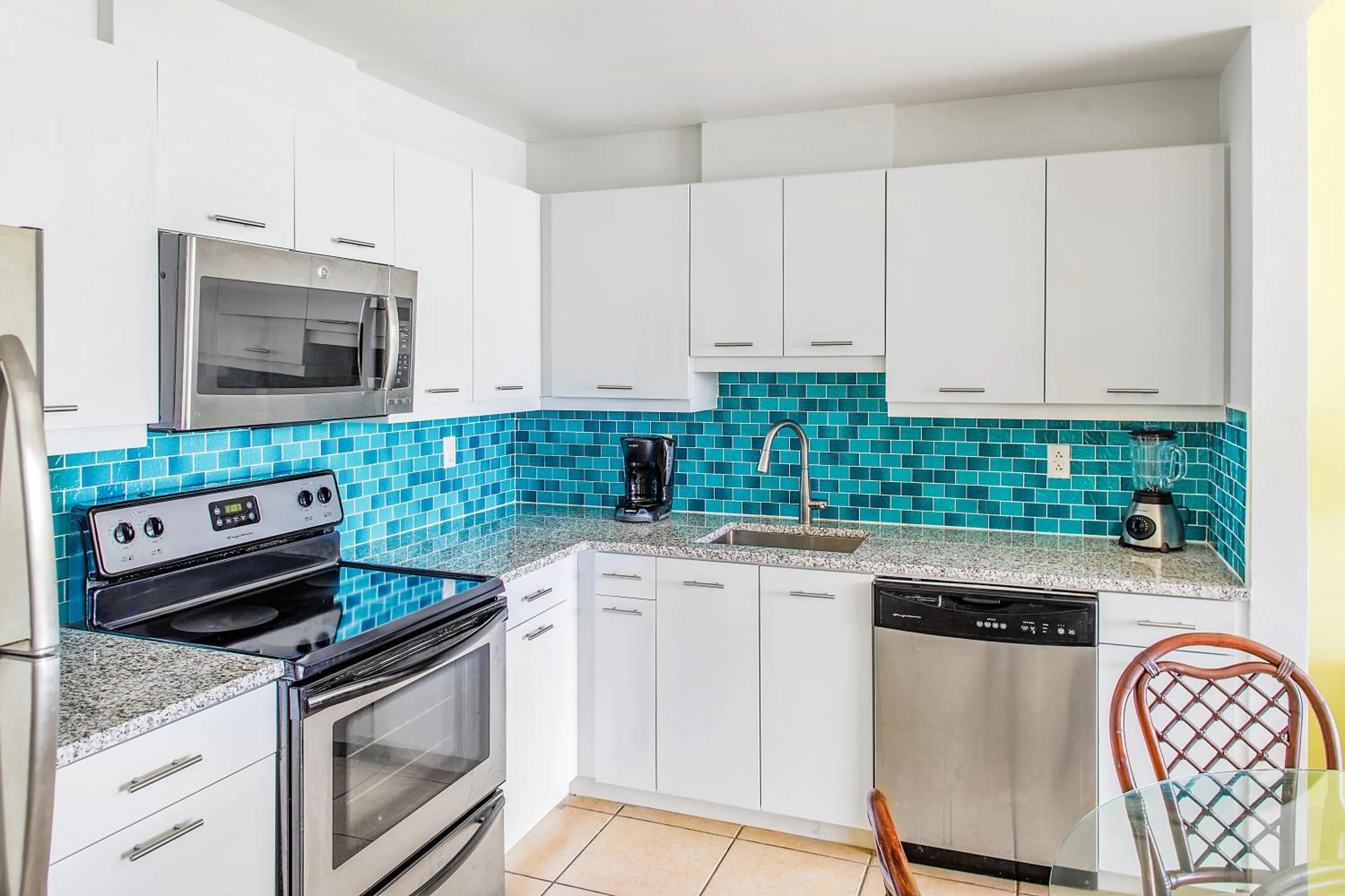 Kitchen or kitchenette in Coral Gardens on Grace Bay