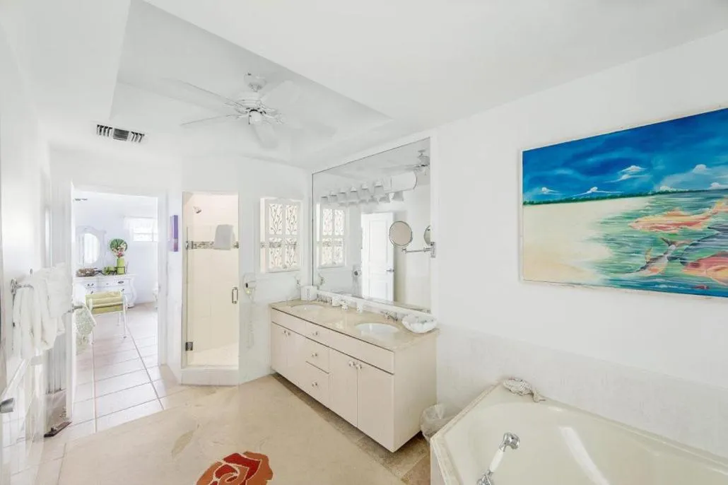 Bathroom in Coral Gardens on Grace Bay
