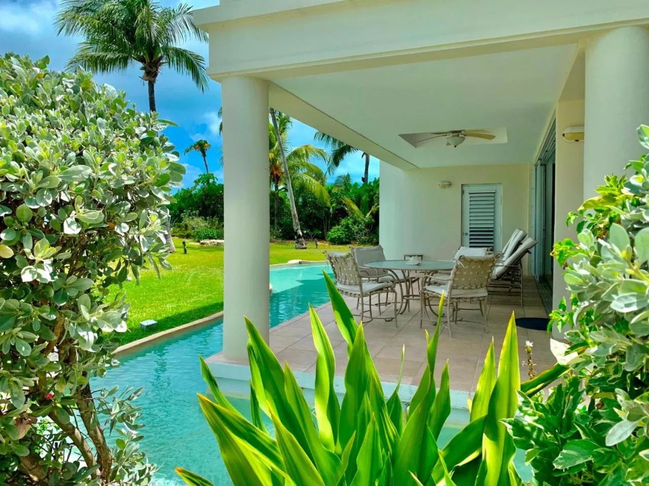Coral Gardens on Grace Bay