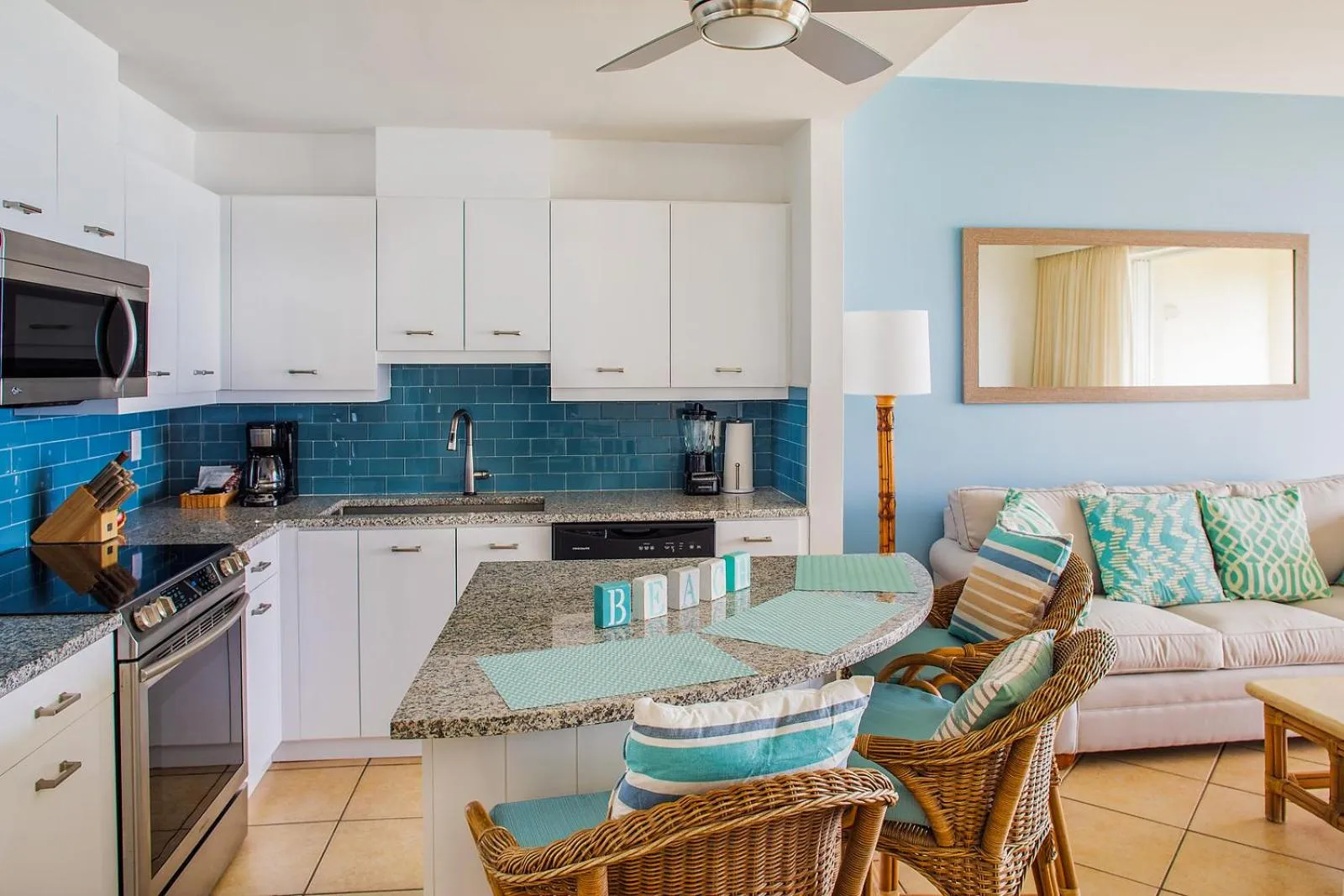 Kitchen or kitchenette in Coral Gardens on Grace Bay