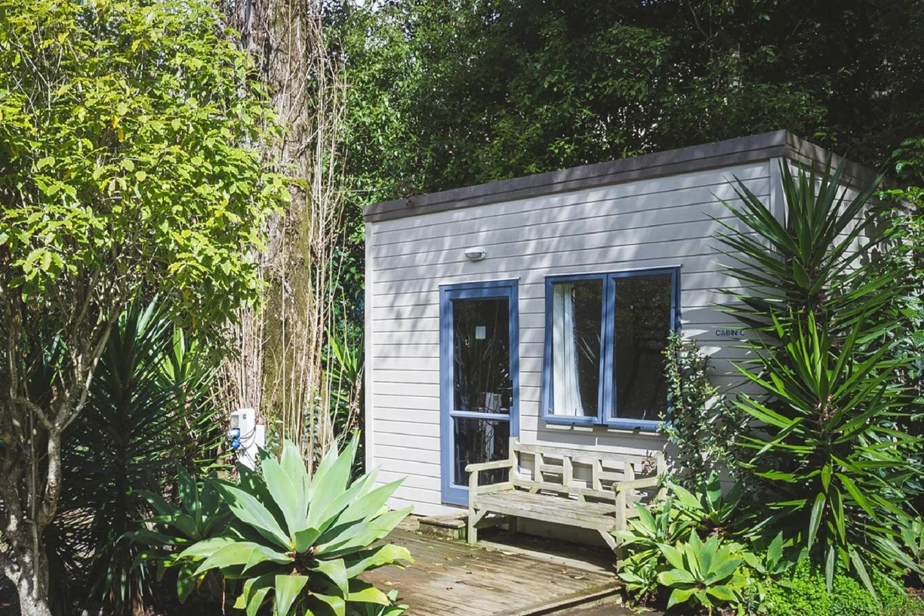 Touchwood Motor Inn & Inner City Camping Ground