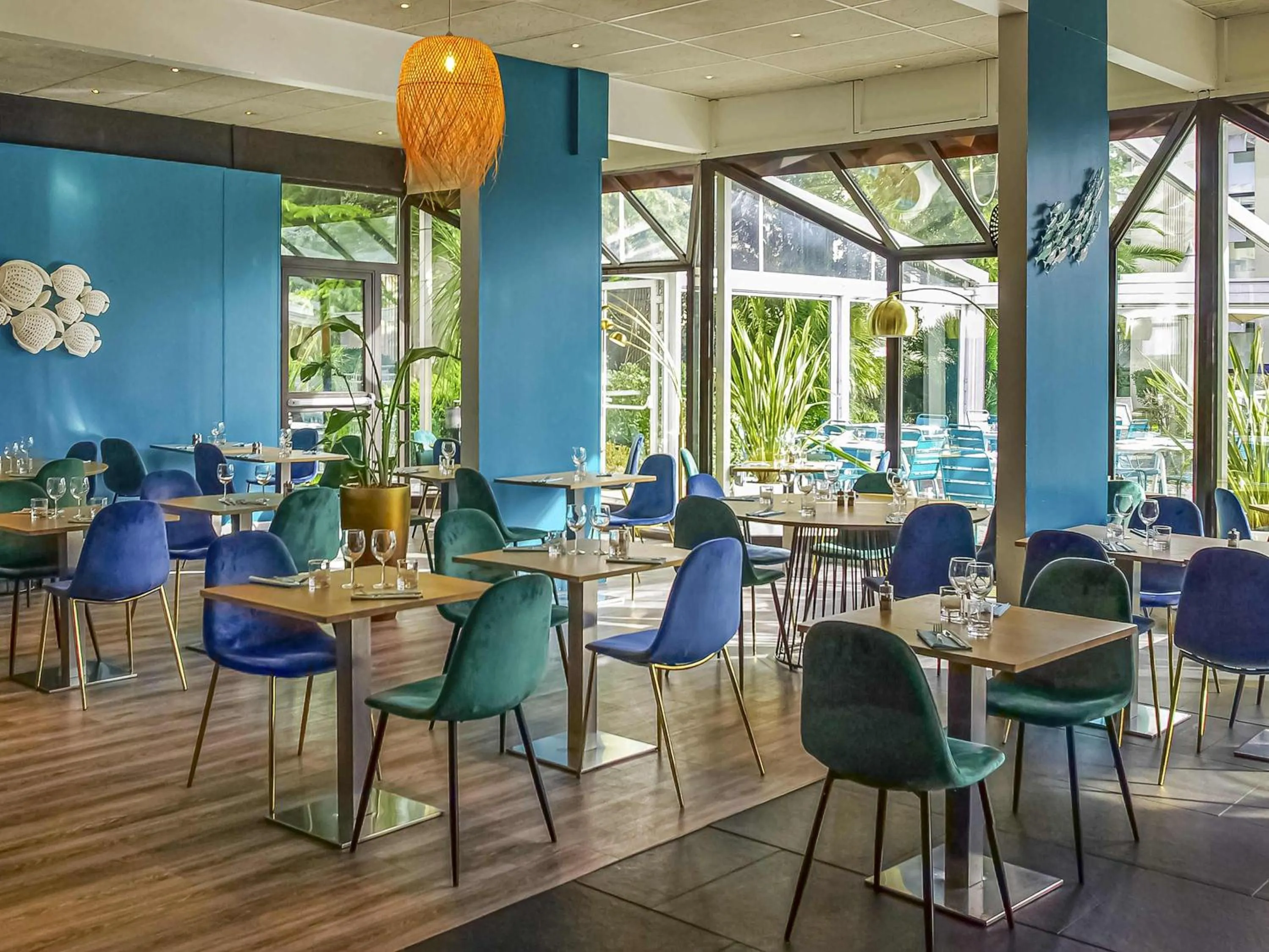 Restaurant/places to eat in Novotel Marseille Est Porte d'Aubagne