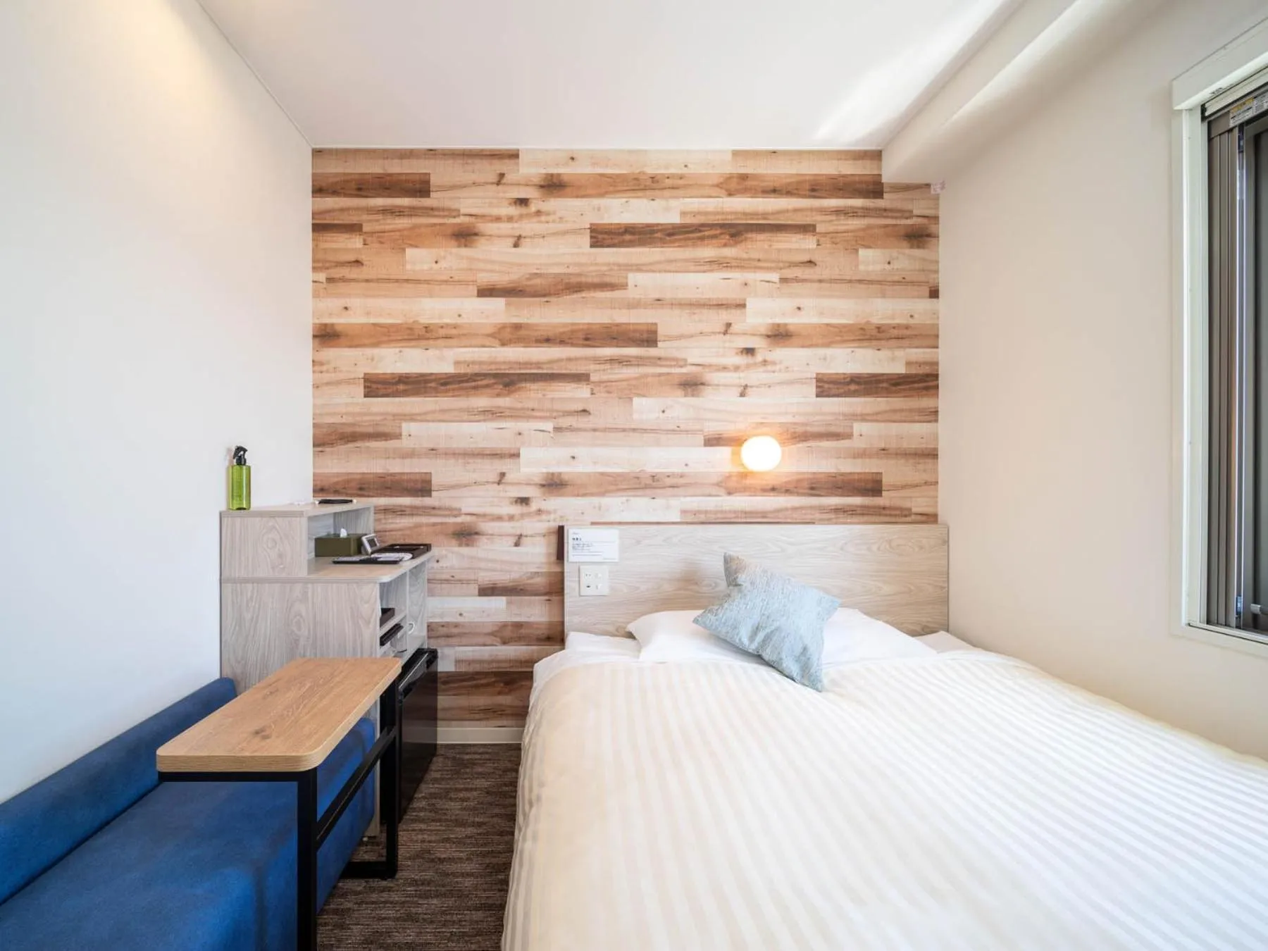 Photo of the whole room, Bed in Super Hotel Premier Shimonoseki