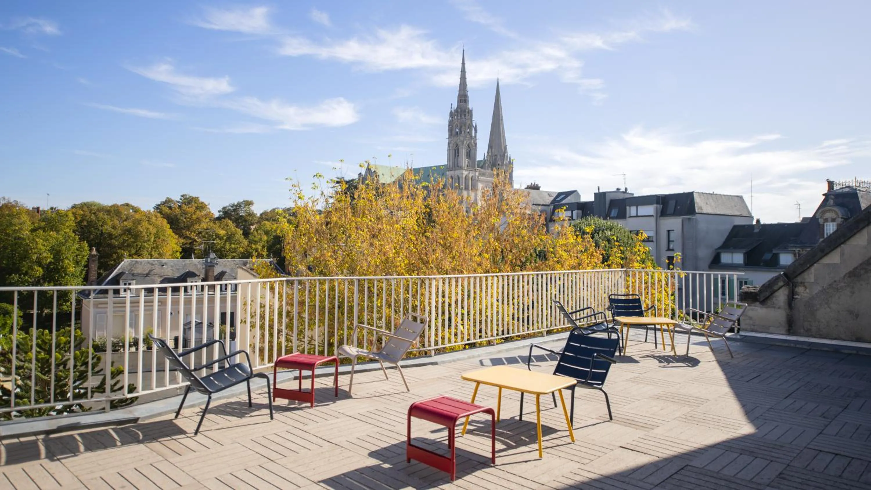 Balcony/Terrace in Campanile Chartres Centre - Gare - Cathédrale