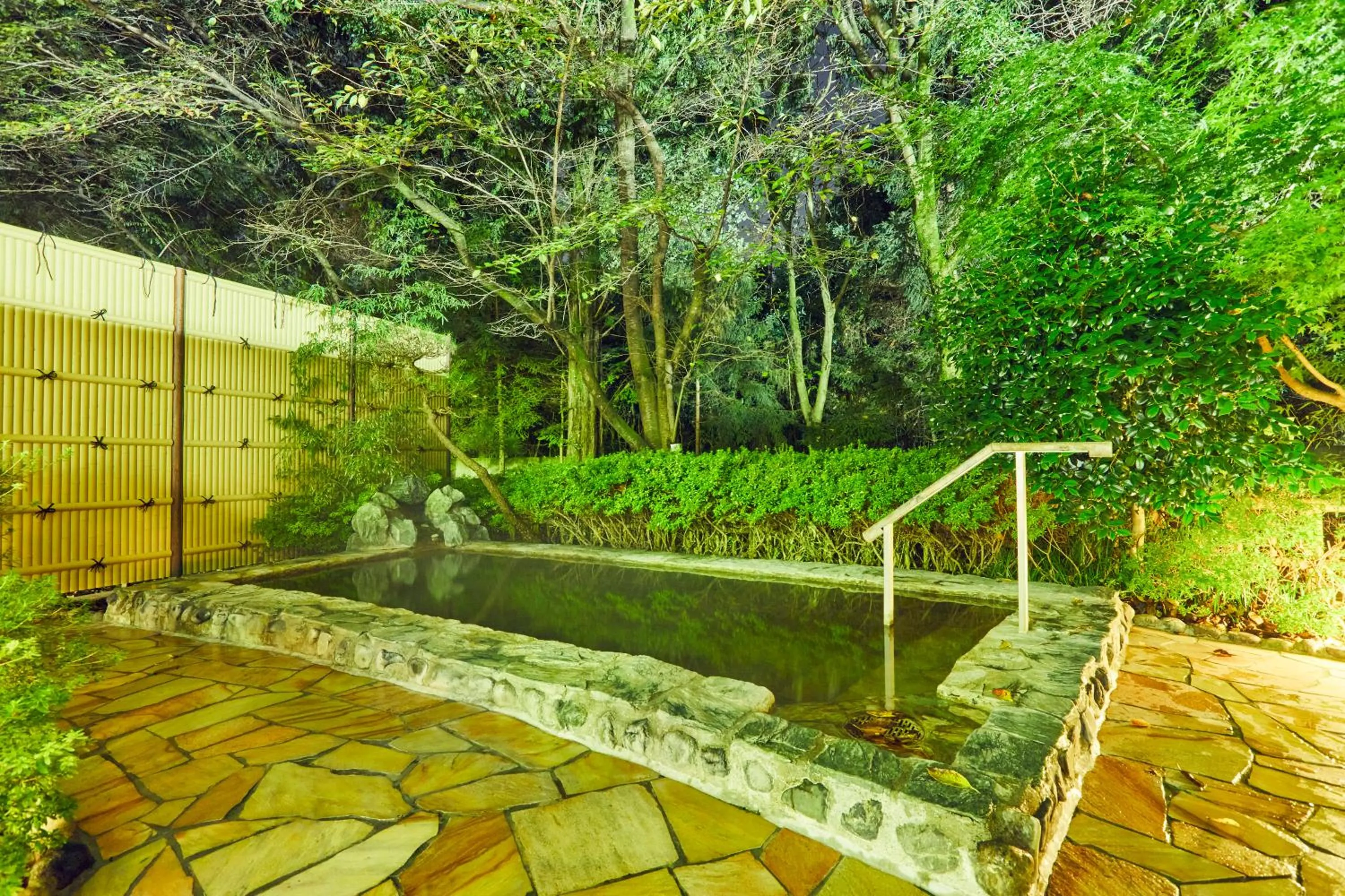 Hot Spring Bath in KAMENOI HOTEL Kitsuregawa