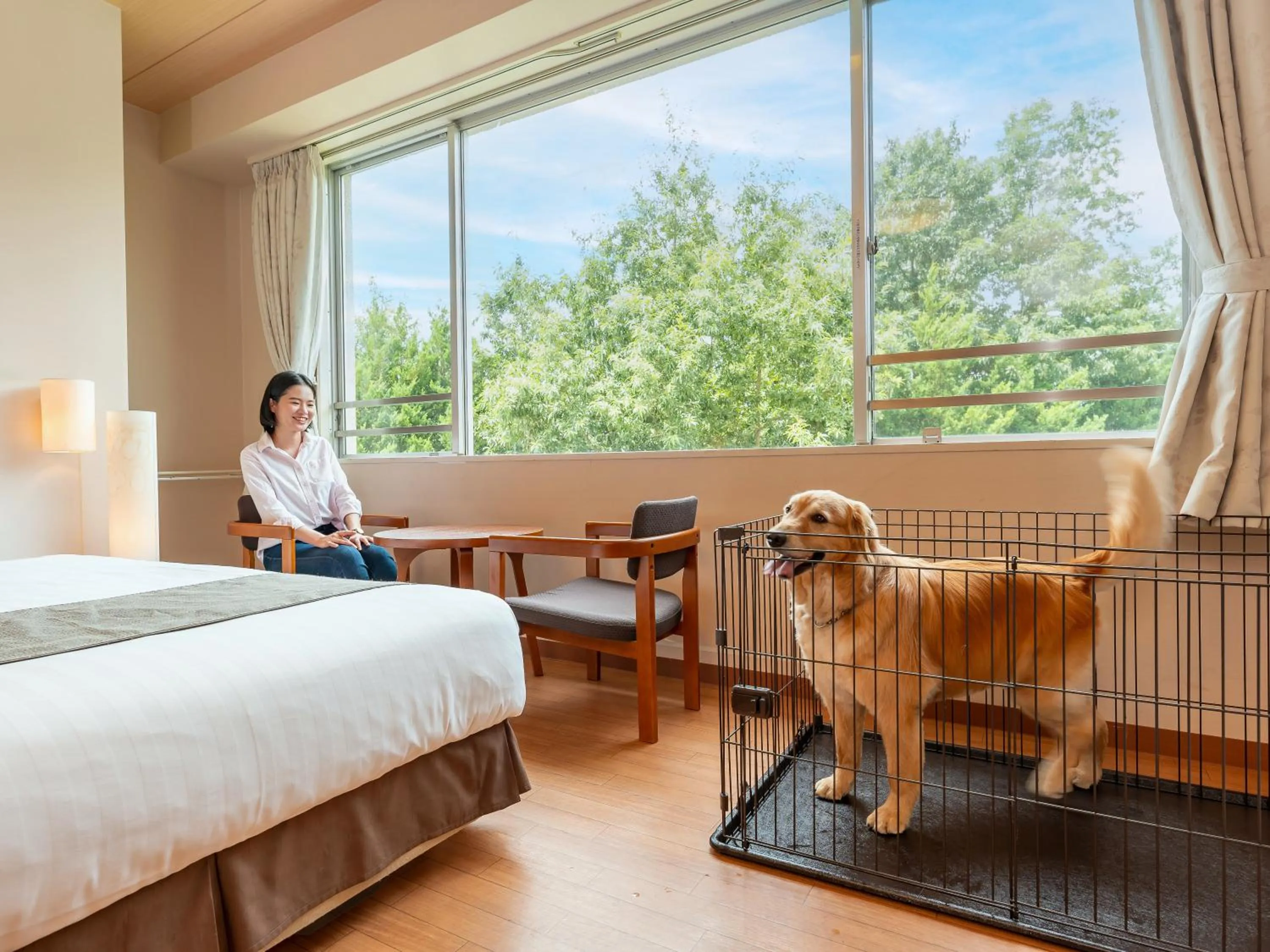 Photo of the whole room, Bed in KAMENOI HOTEL Kitsuregawa