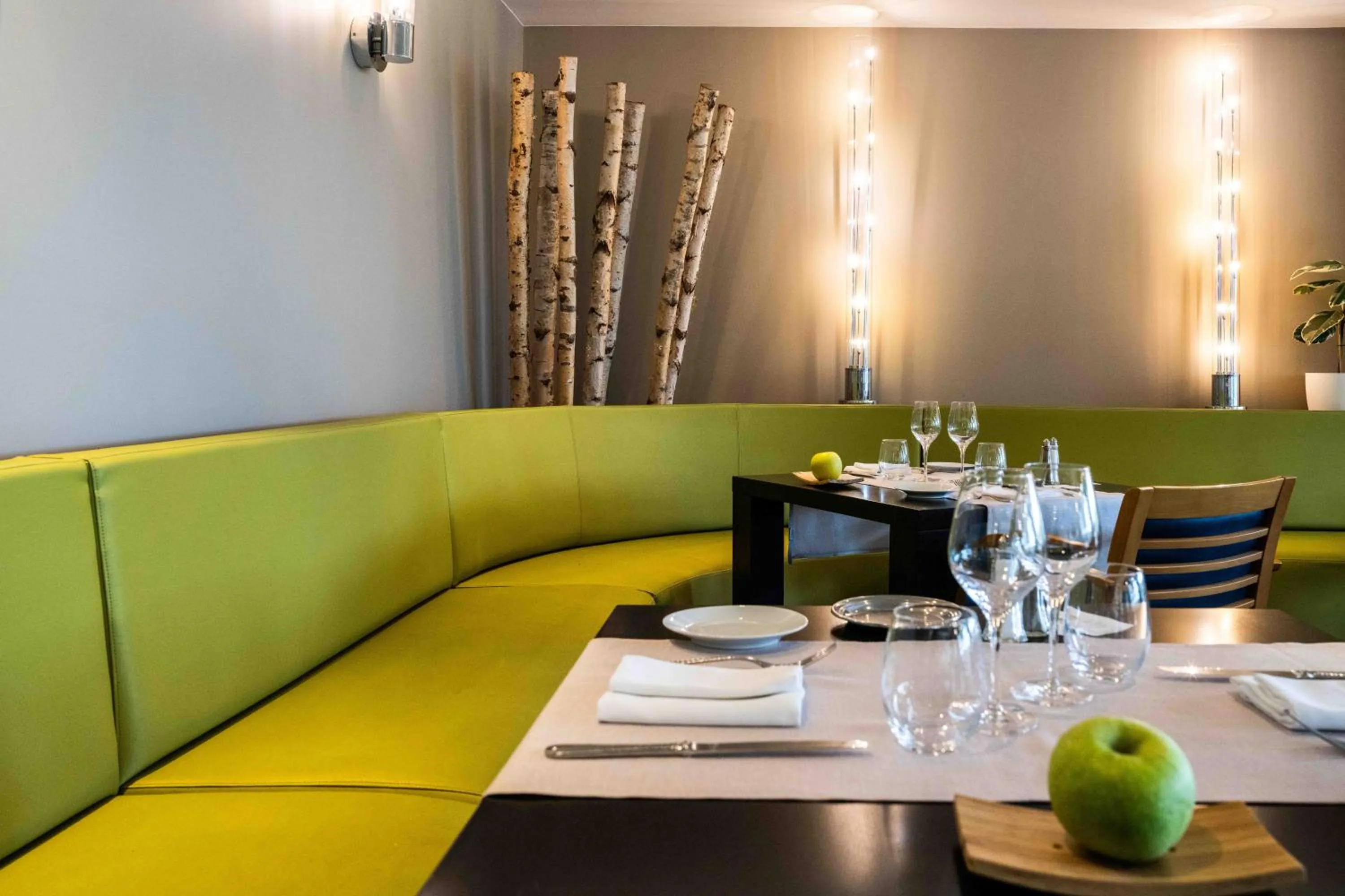 Restaurant/places to eat in Hotel Logis Lacotel
