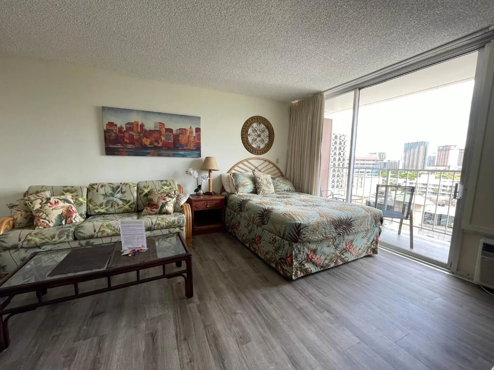 Standard Studio, Queen bed with Sofa - #1310 in Tropical Studios at Marine Surf Waikiki - FREE PARKING - BEST LOCATION - FULL KITCHEN - SWIMMING POOL Standard Studio, Queen bed with Sofa - #1310 in Tropical Studios at Marine Surf Waikiki - FREE PARKING - BEST LOCATION - FULL KITCHEN - SWIMMING POOL