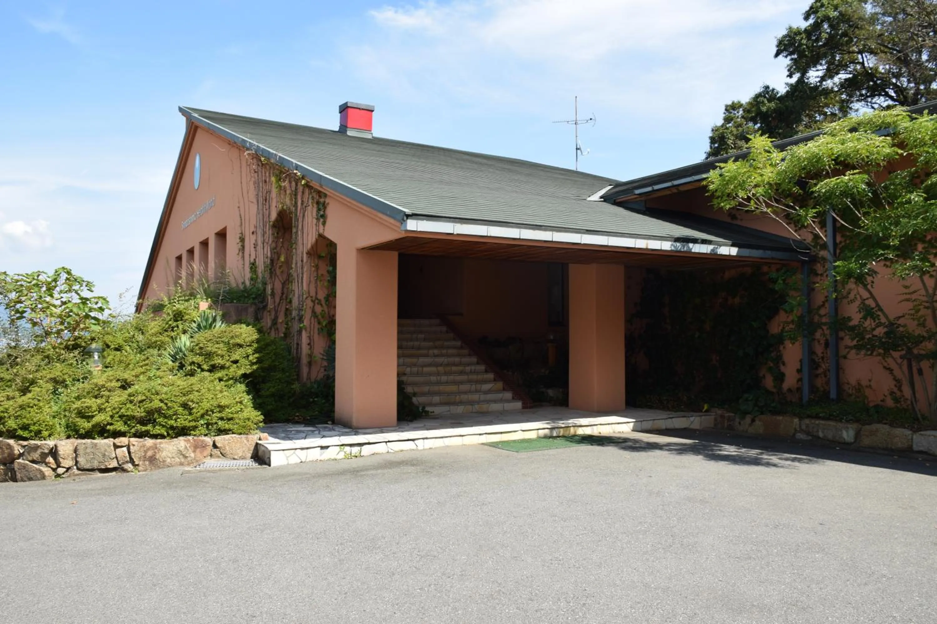 Property building in Taiyou no Ouchi