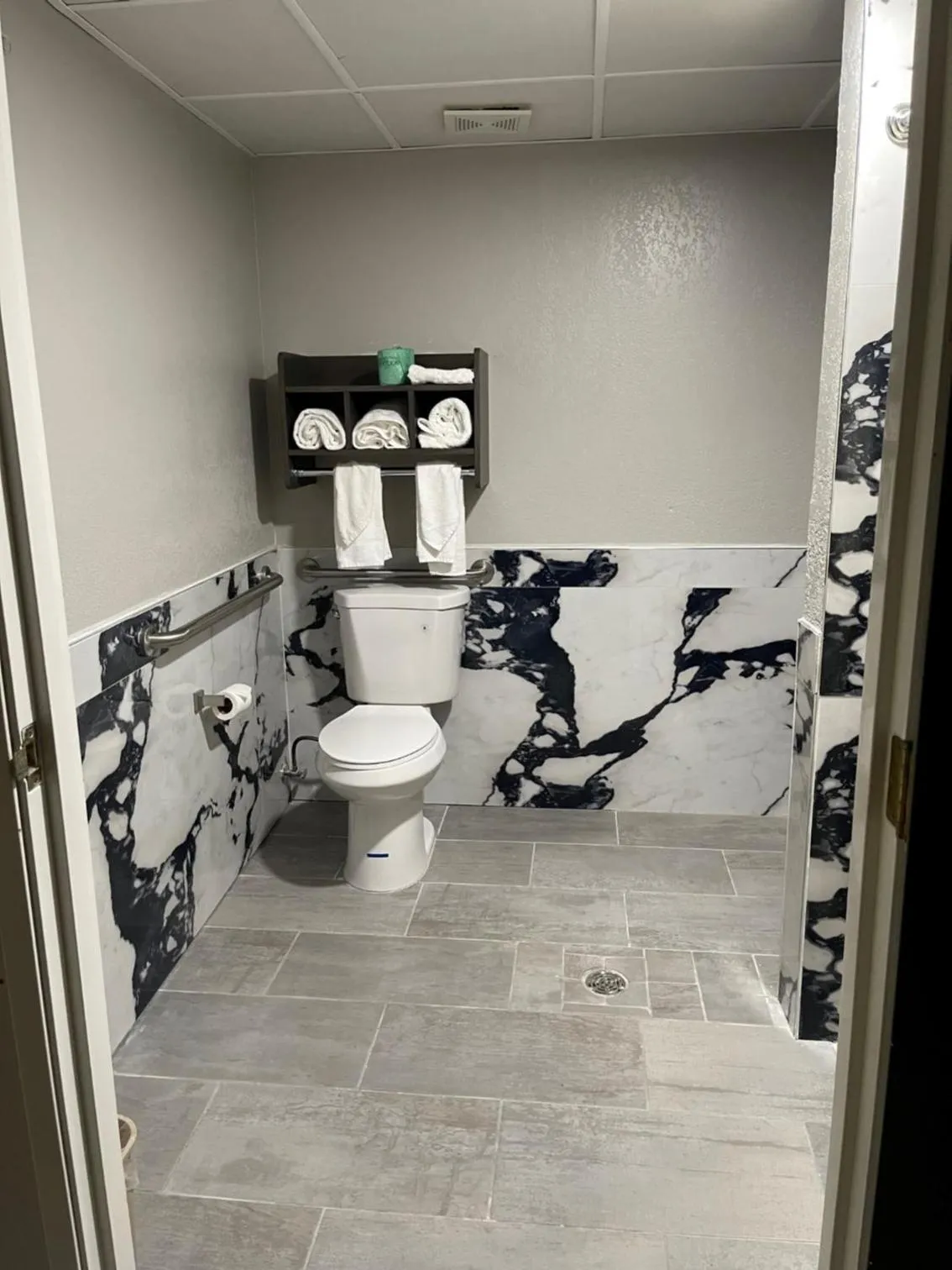 HomeTown Inn and Suites Belle Plaine