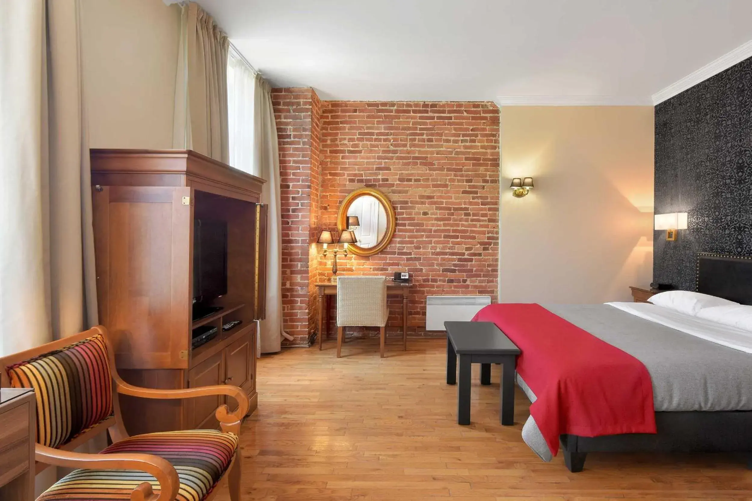 Superior King Room in Hotel Bonaparte Superior King Room in Hotel Bonaparte