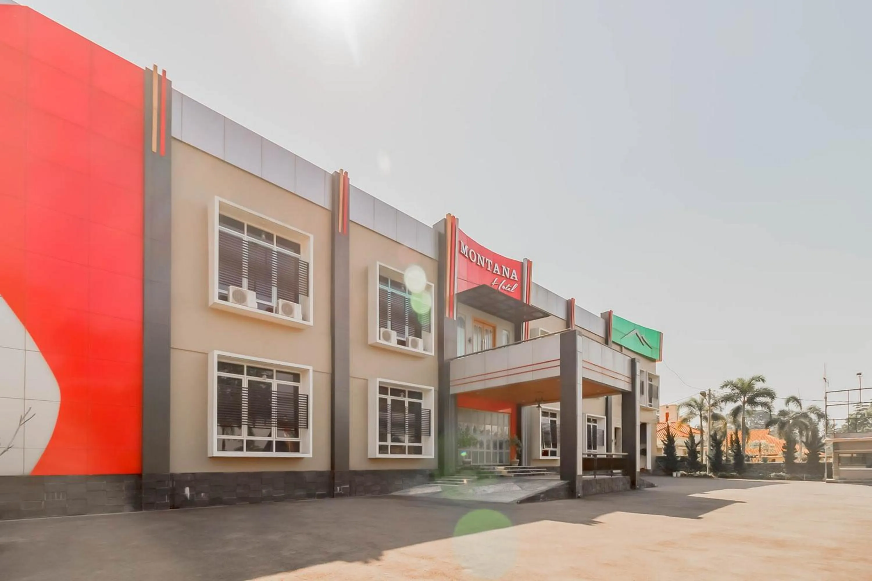 Property building in RedDoorz Resort Premium @ Sangkan Hurip Kuningan