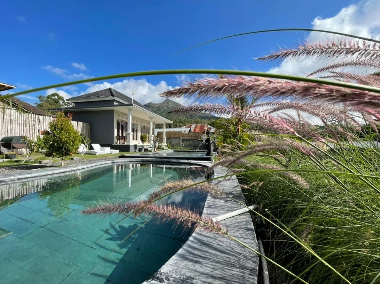 Batur Pyramid Guesthouse