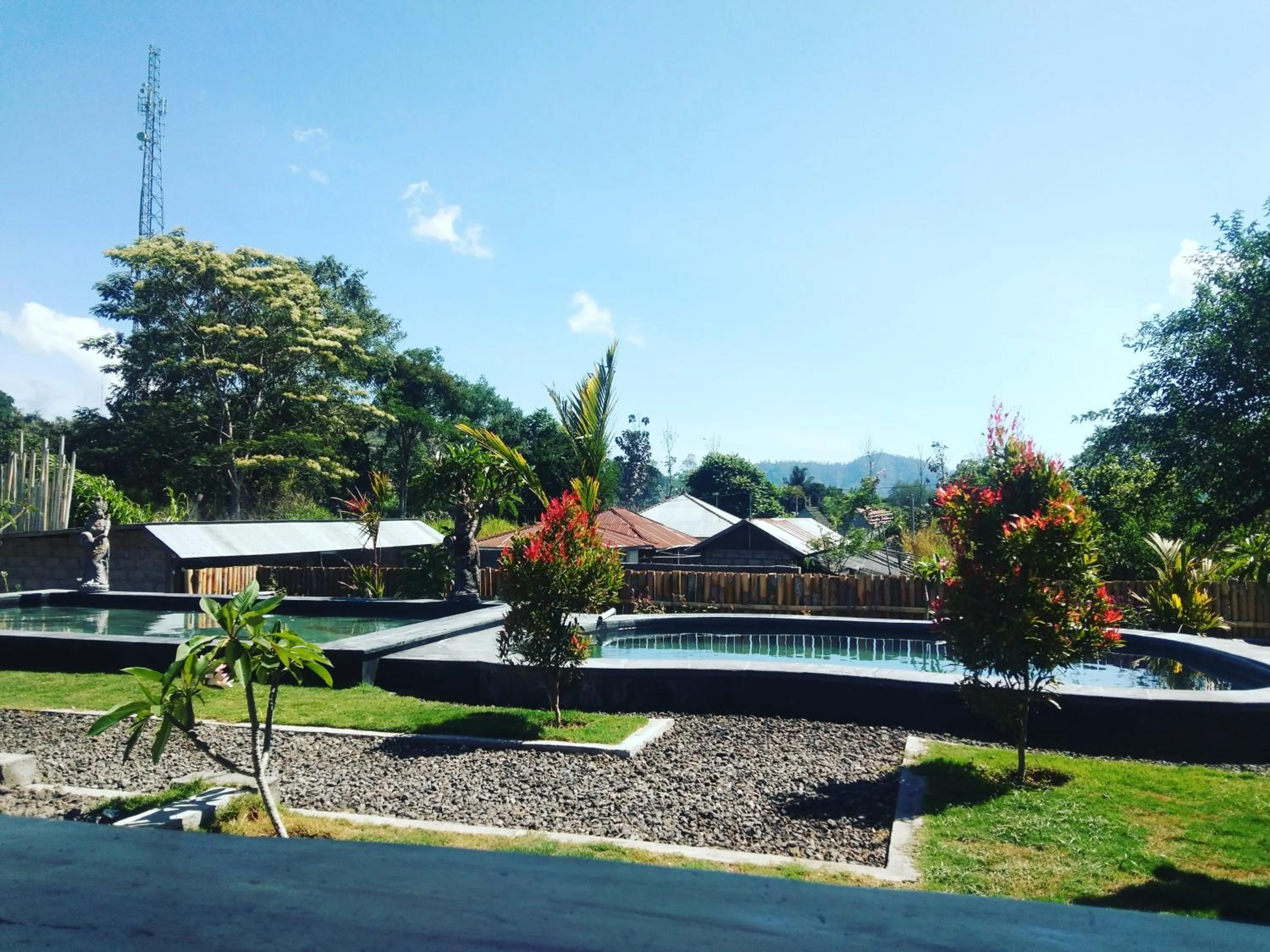 Batur Pyramid Guesthouse