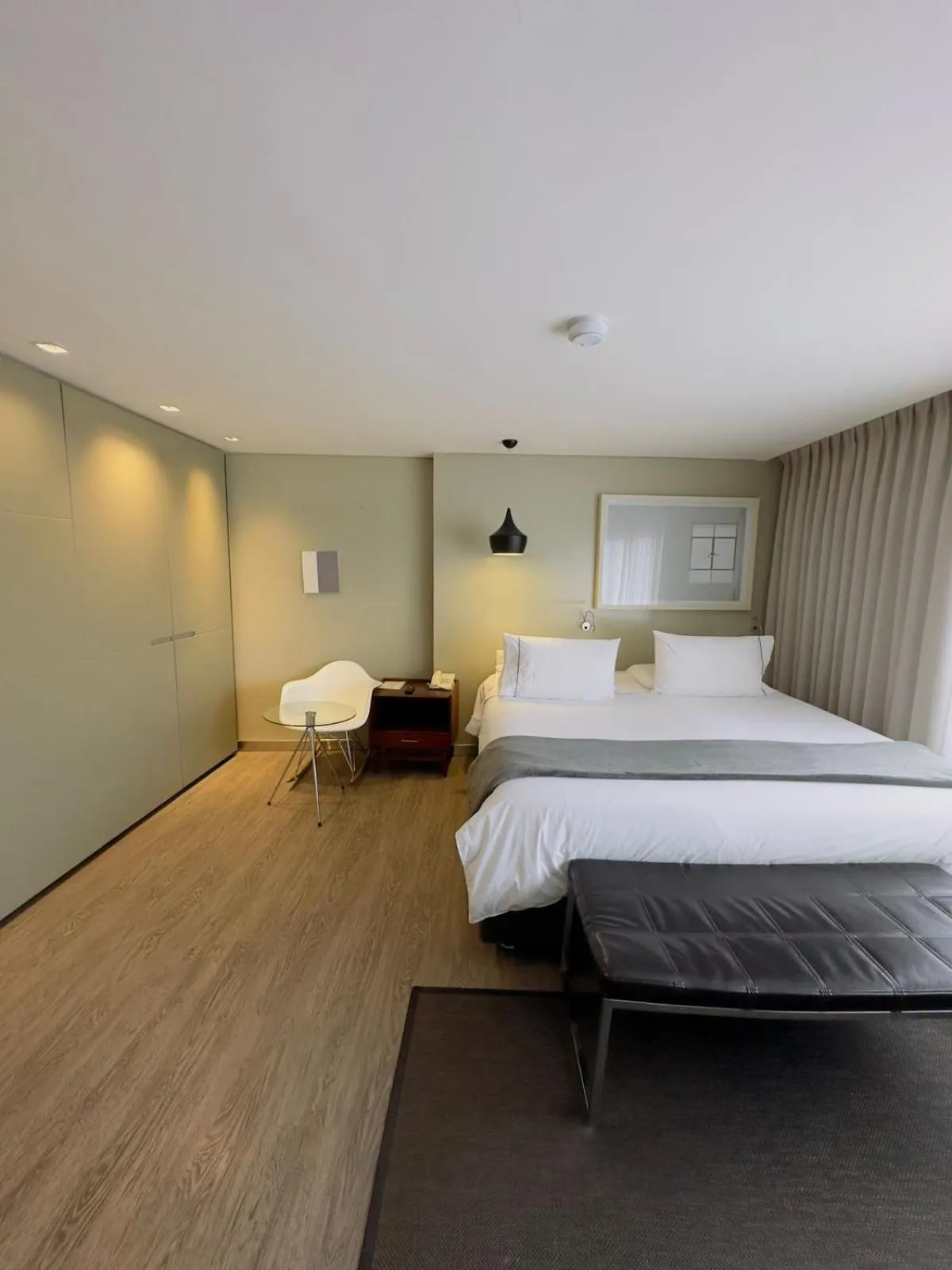 Bedroom, Bed in The Grace Hotel