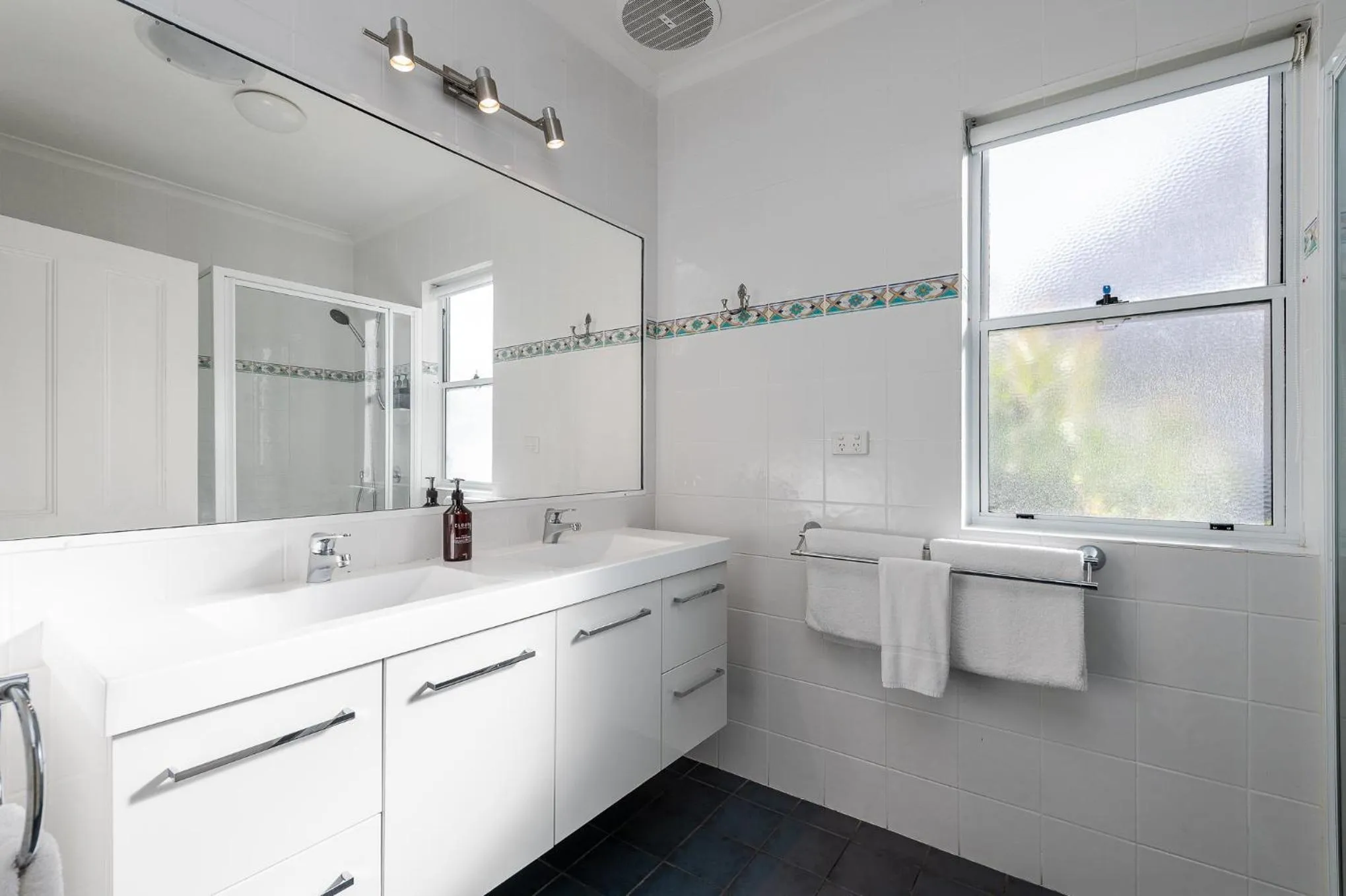 Bathroom in Moore Park Inn