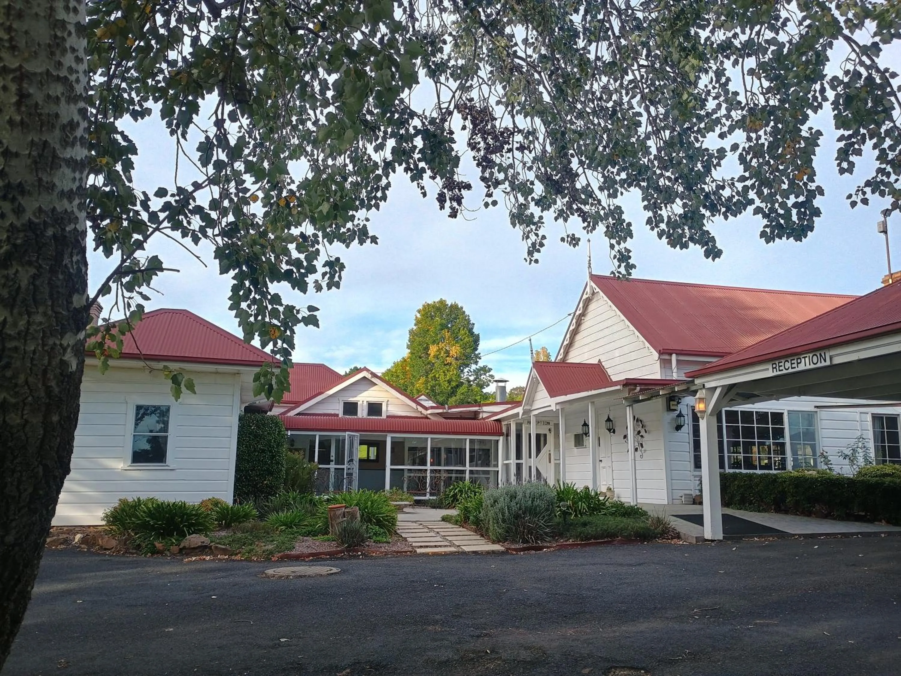 Lobby or reception in Moore Park Inn
