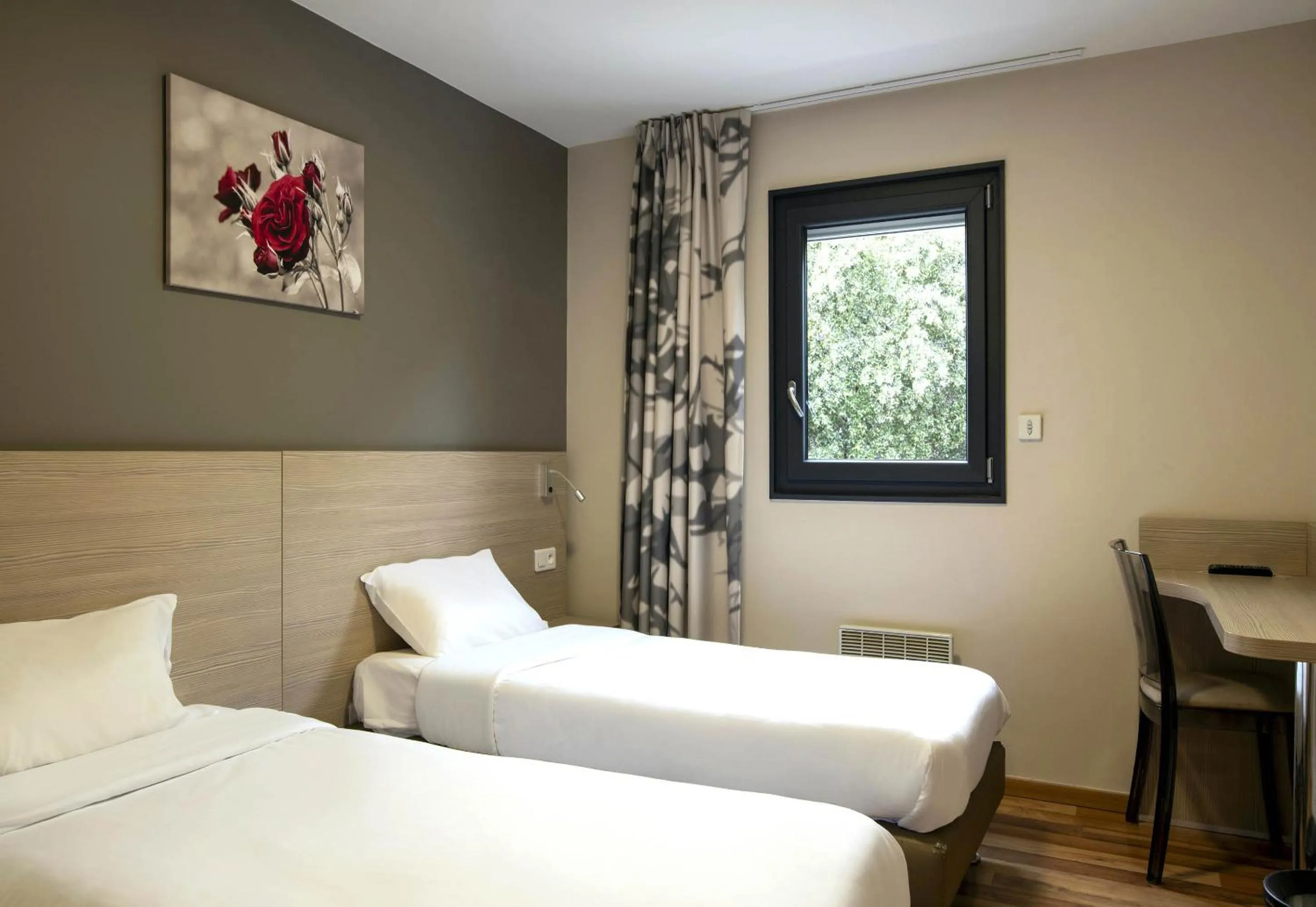 Bedroom, Bed in B&B HOTEL Bollène