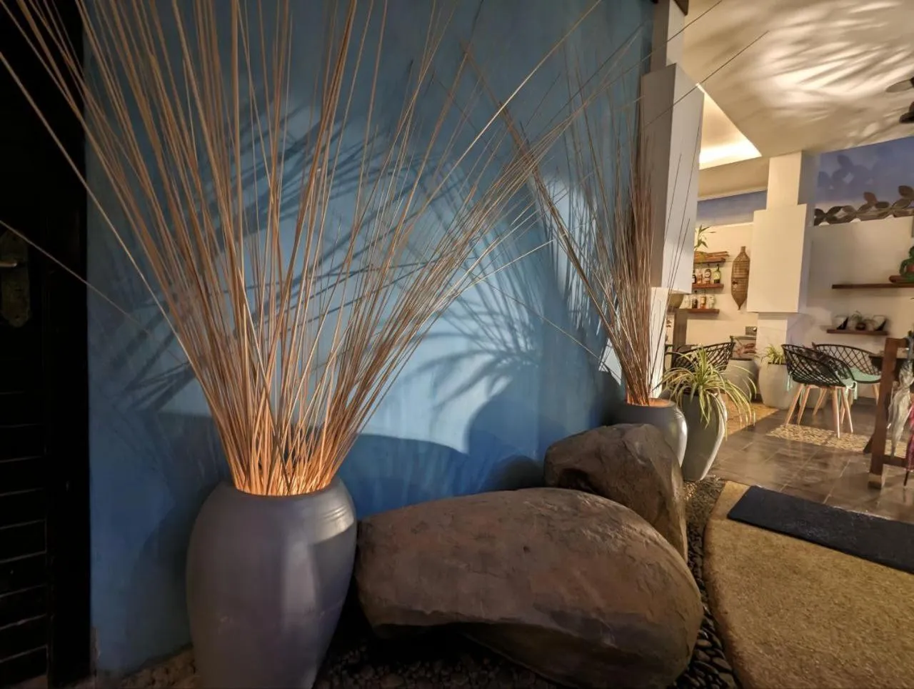 Facade/entrance in Baahu Villa