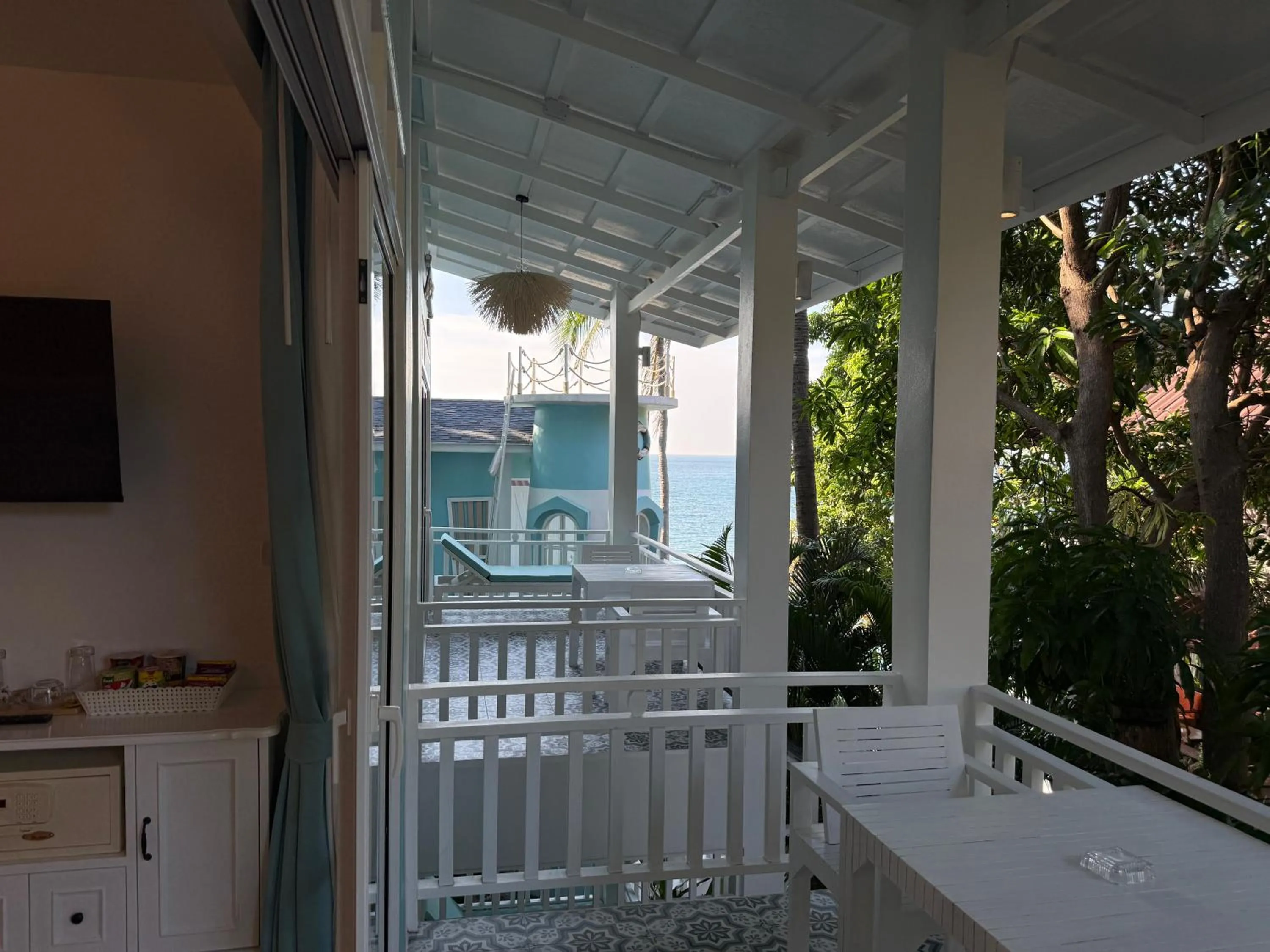 Balcony/Terrace in DD Hut Koh Tao
