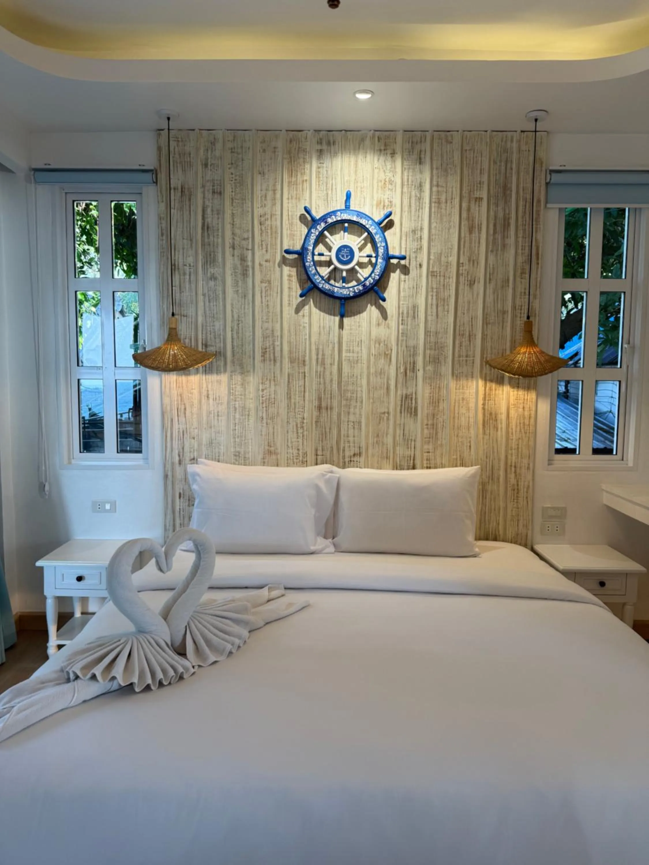 Bed in DD Hut Koh Tao