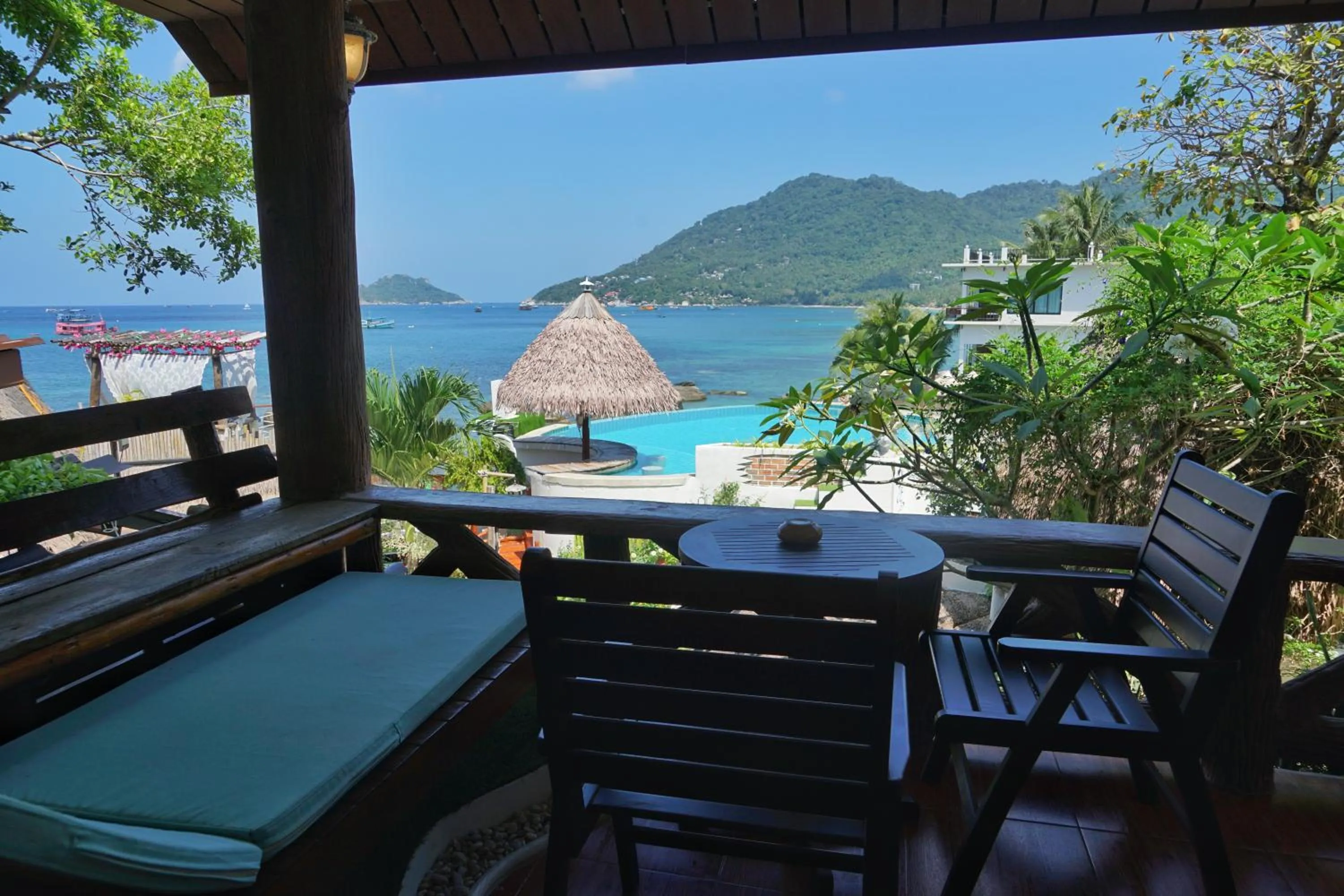 Pool view in DD Hut Koh Tao