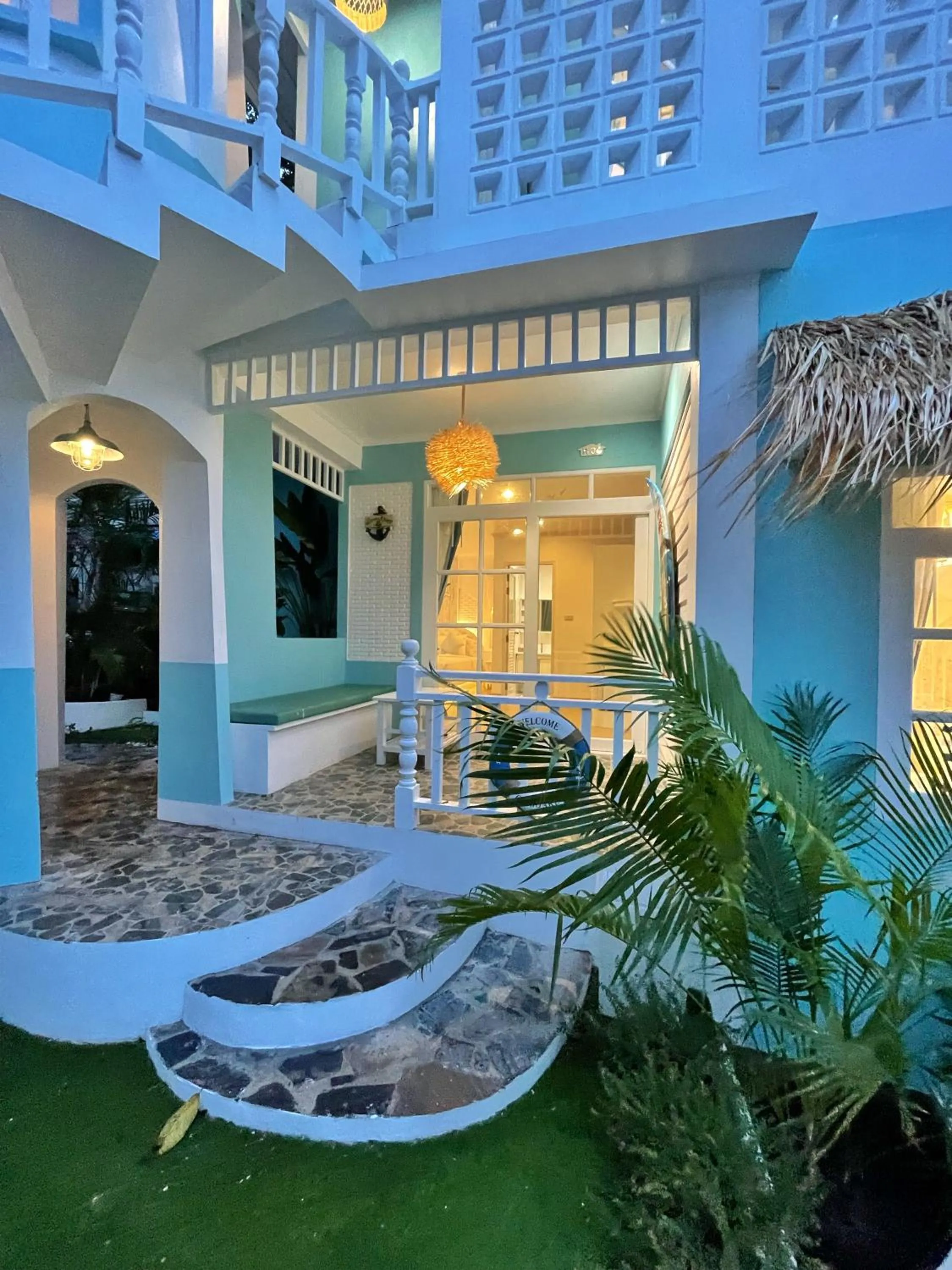 Property building in DD Hut Koh Tao