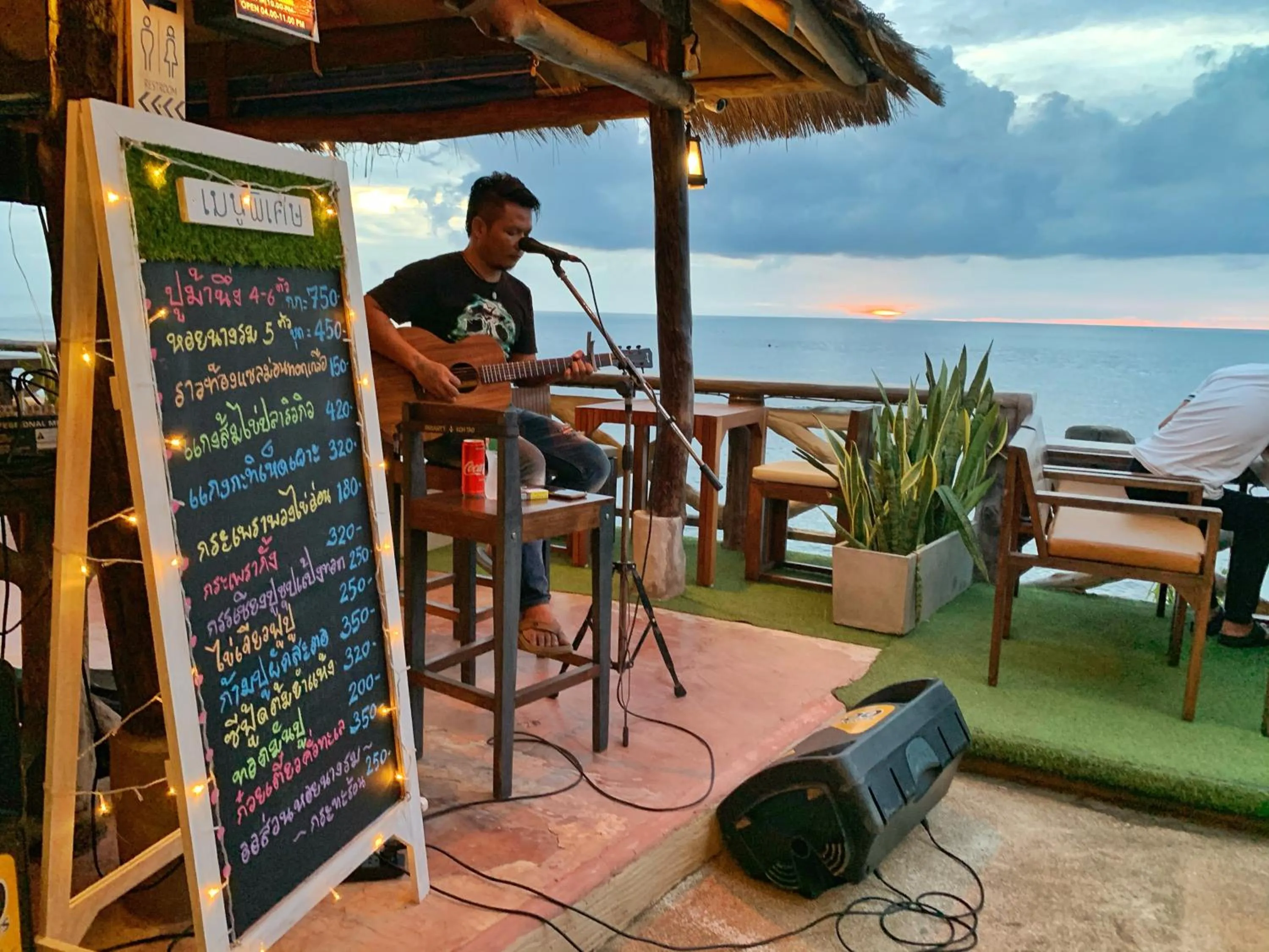 Restaurant/places to eat in DD Hut Koh Tao