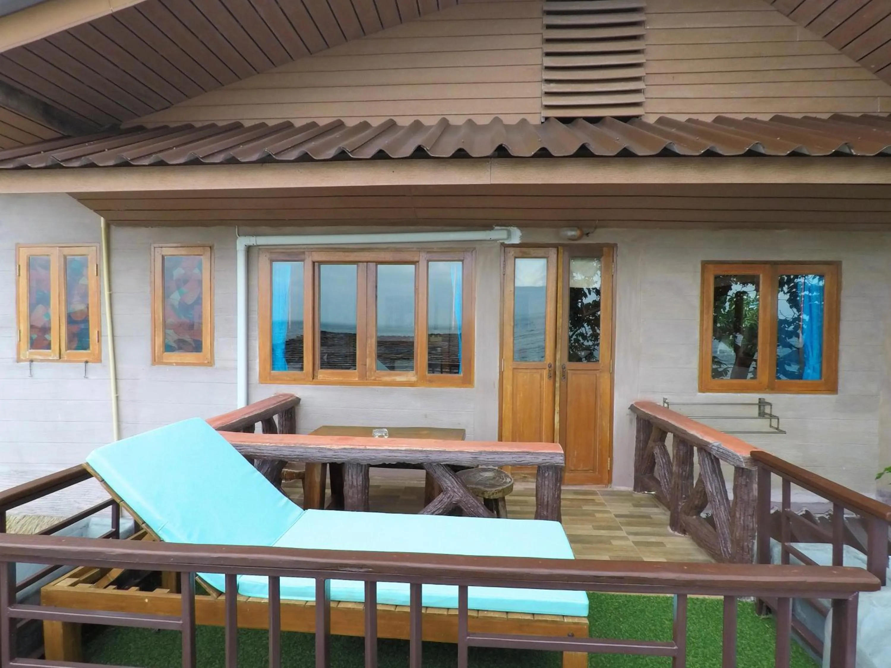 Balcony/Terrace in DD Hut Koh Tao