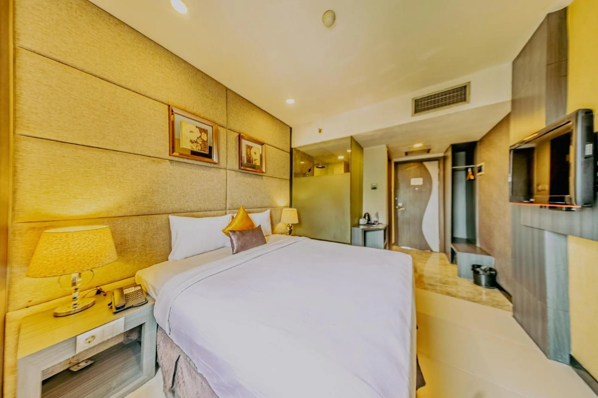 Bed in Serela Merdeka by KAGUM Hotels