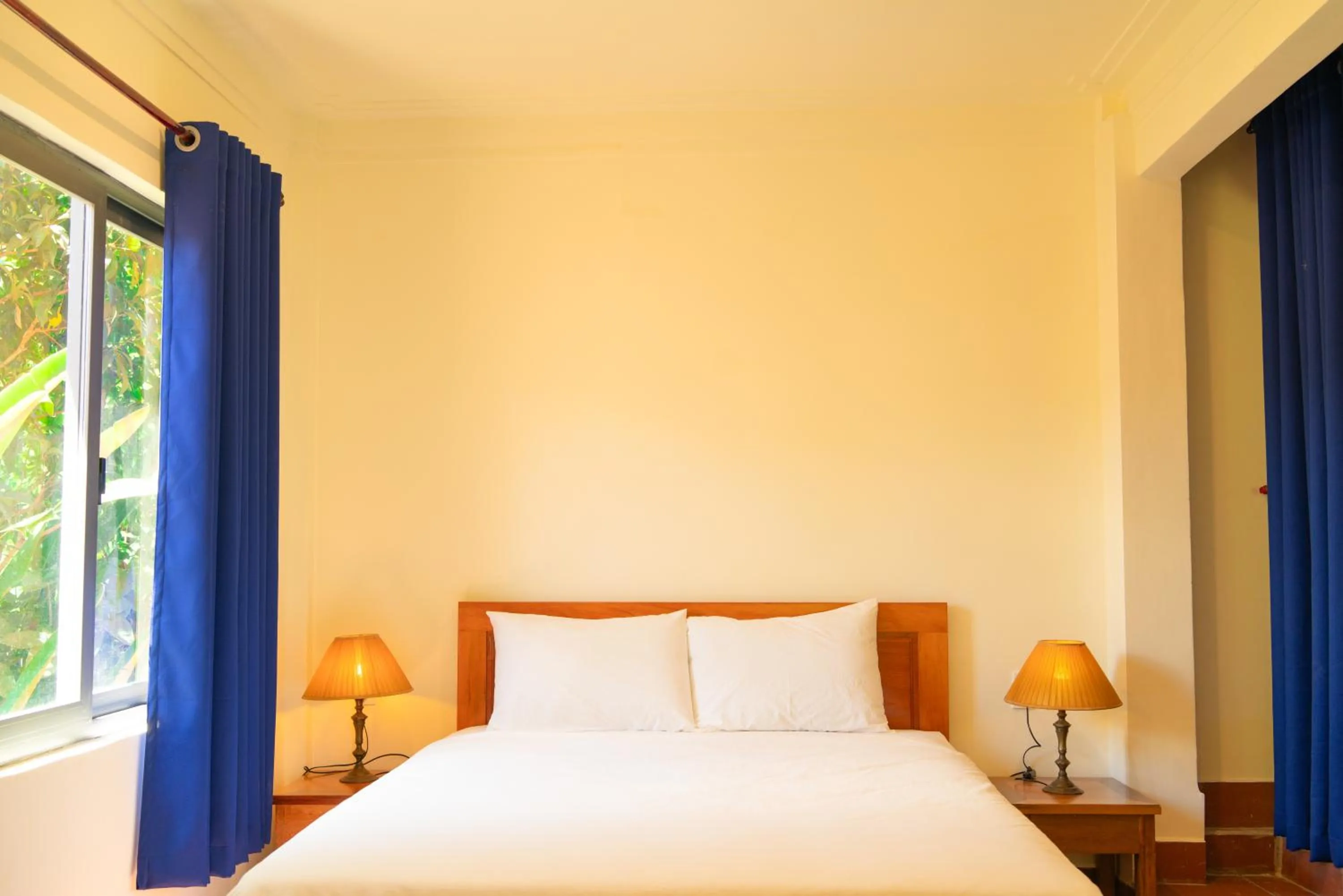 Bedroom, Bed in Ivory Falls Villa